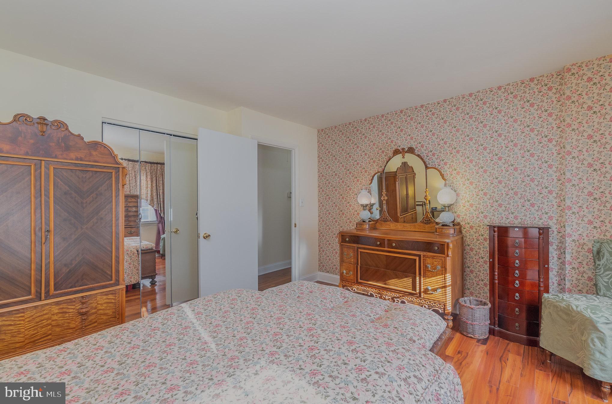 HARBOUR OAKS - Residential