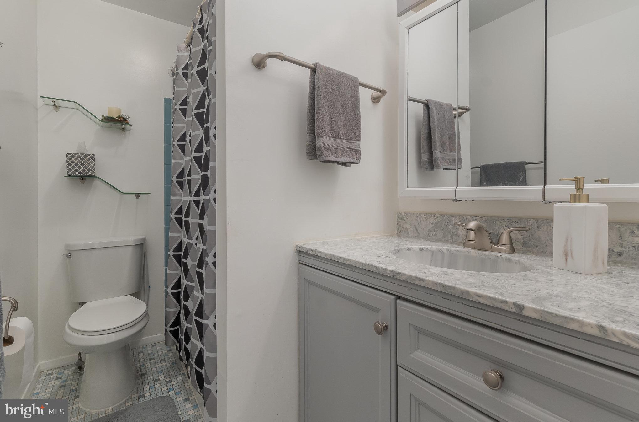 HARBOUR OAKS - Residential