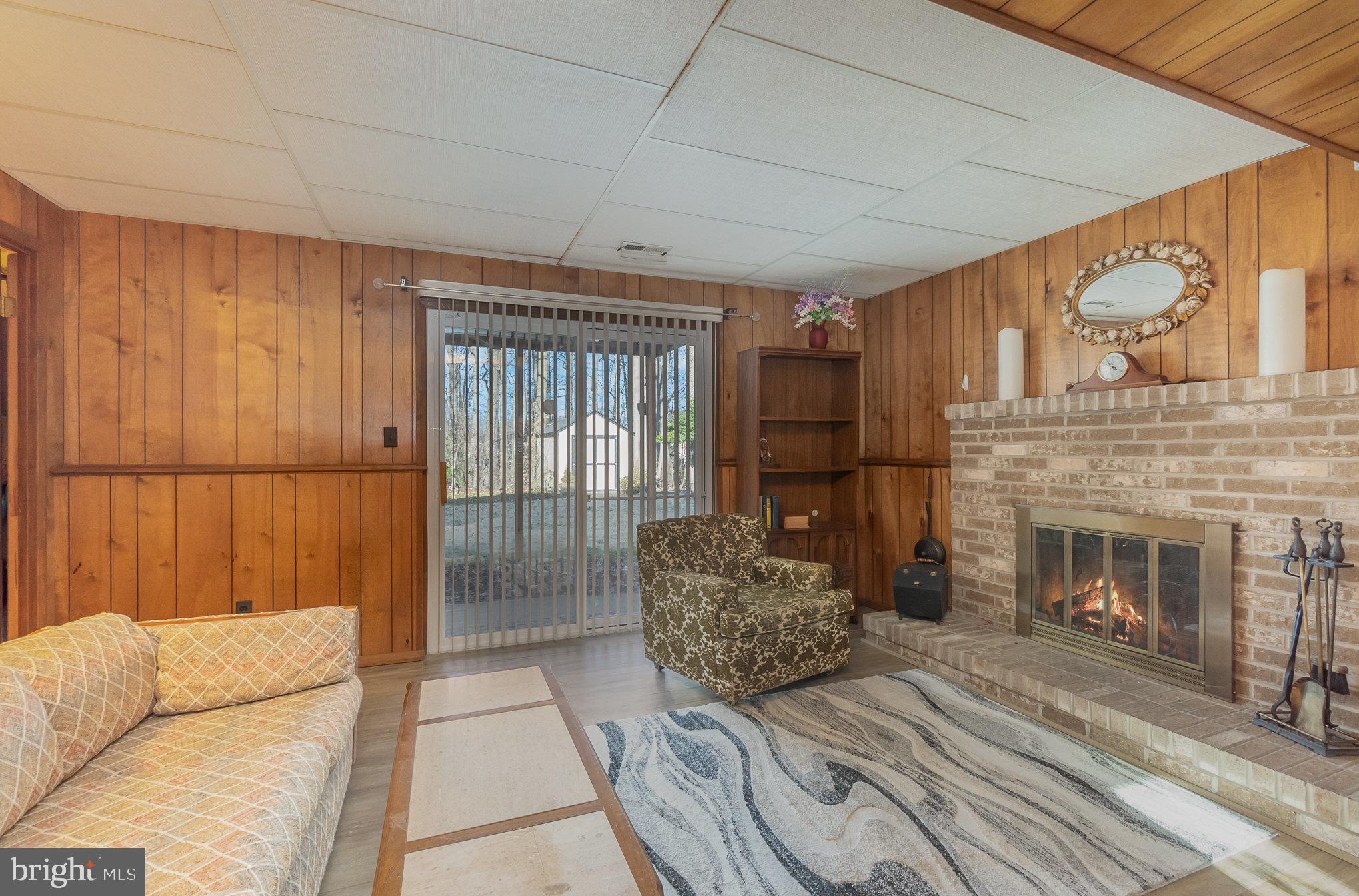 HARBOUR OAKS - Residential