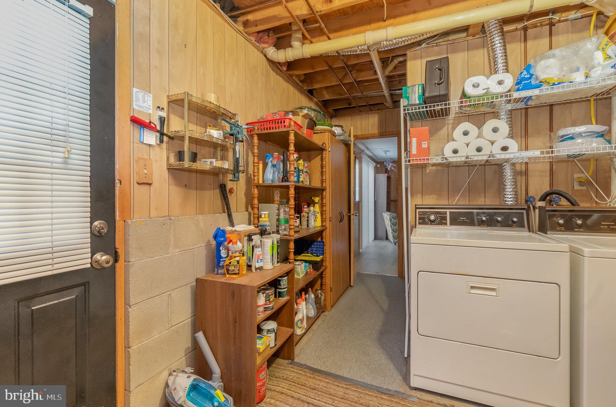 HARBOUR OAKS - Residential