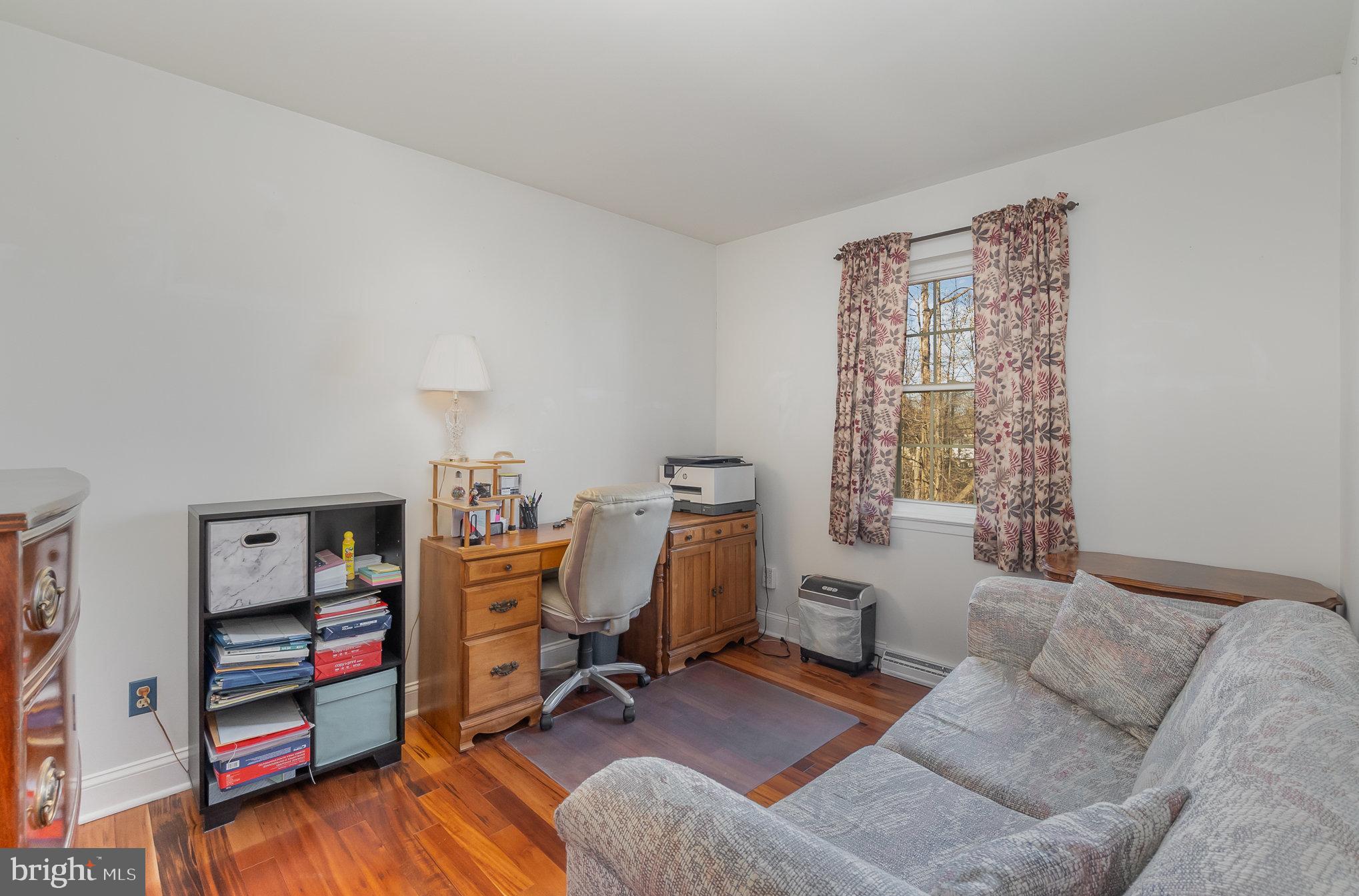 HARBOUR OAKS - Residential