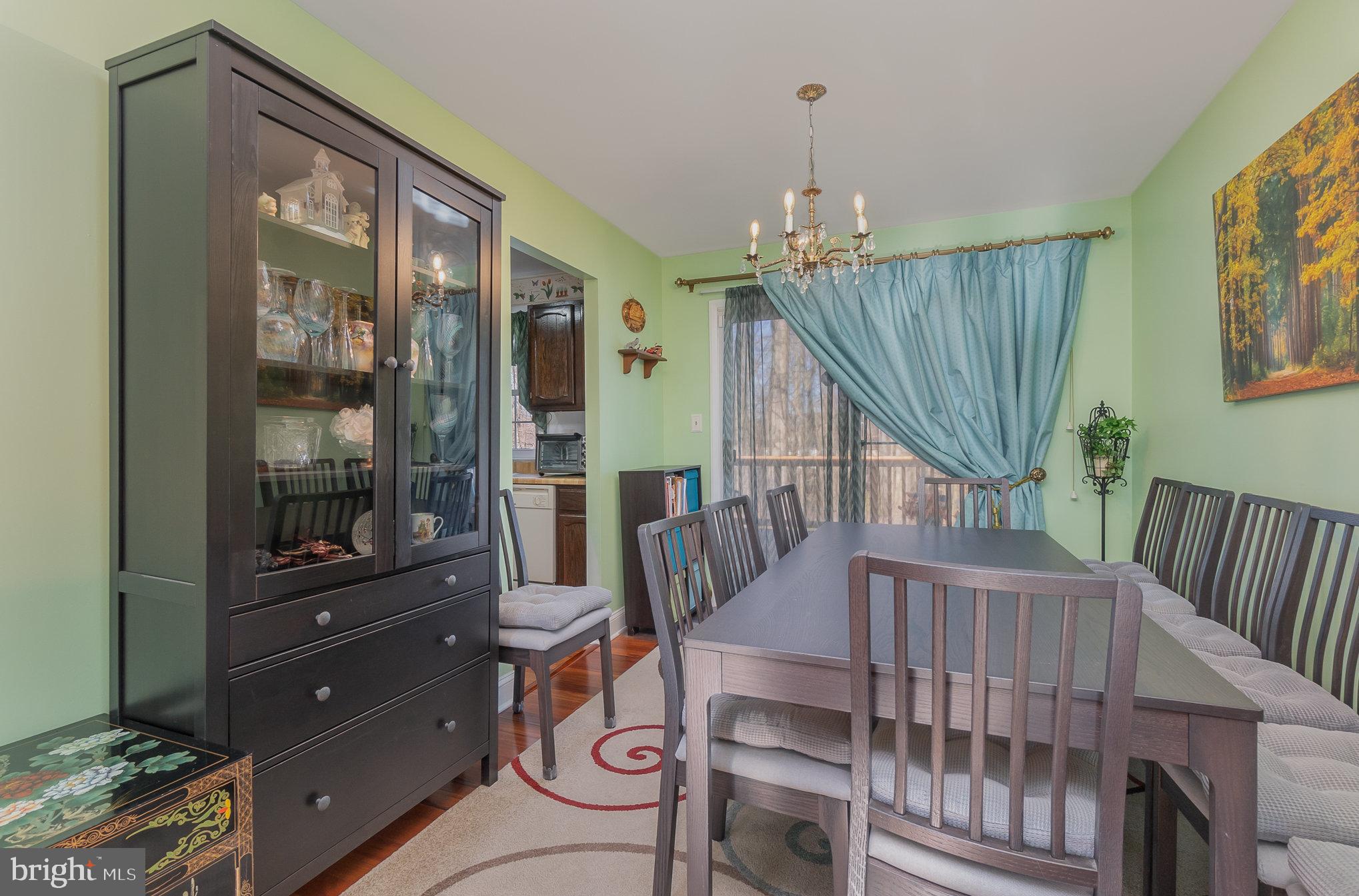 HARBOUR OAKS - Residential