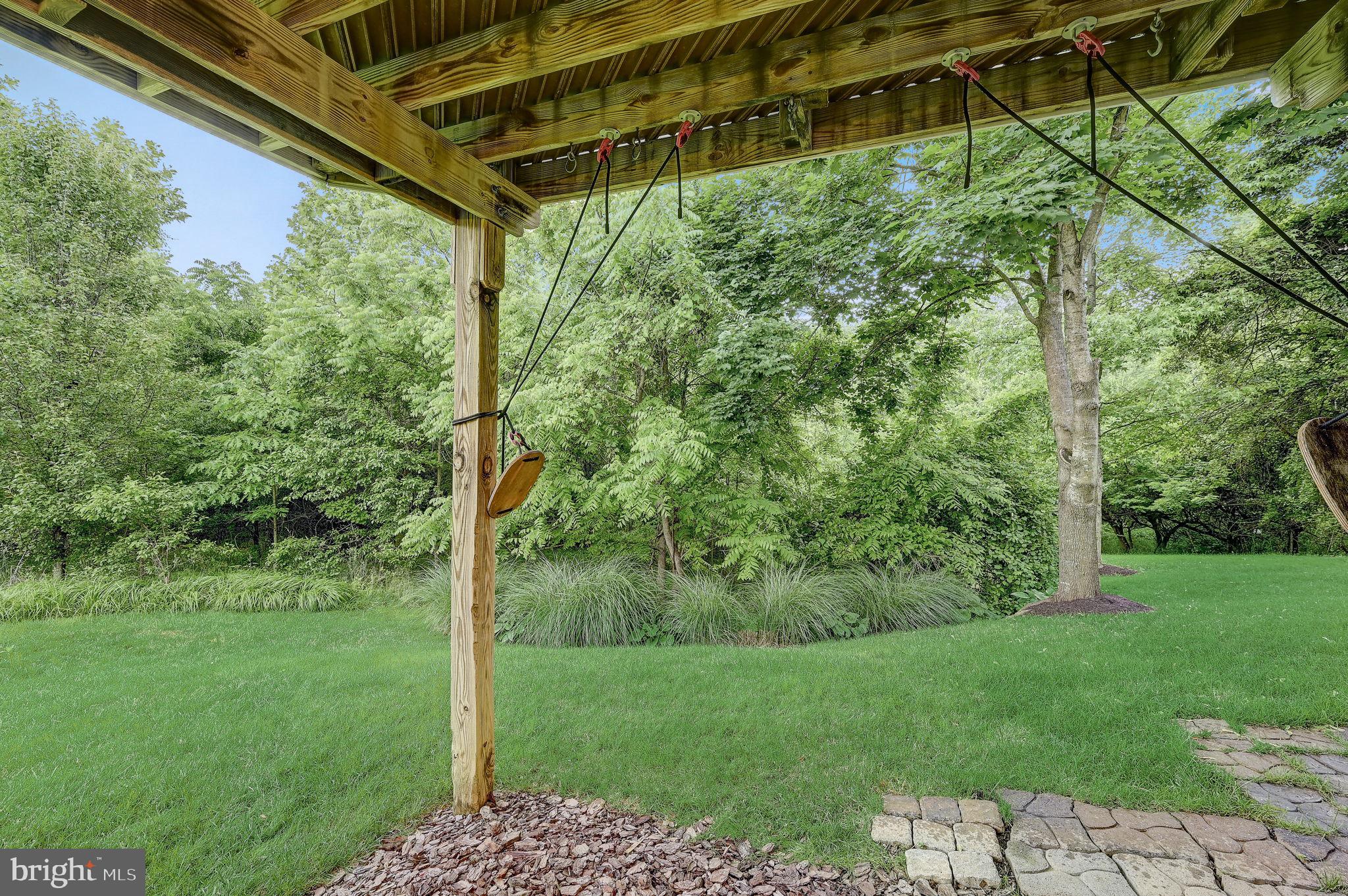 WAVERLY WOODS - Residential