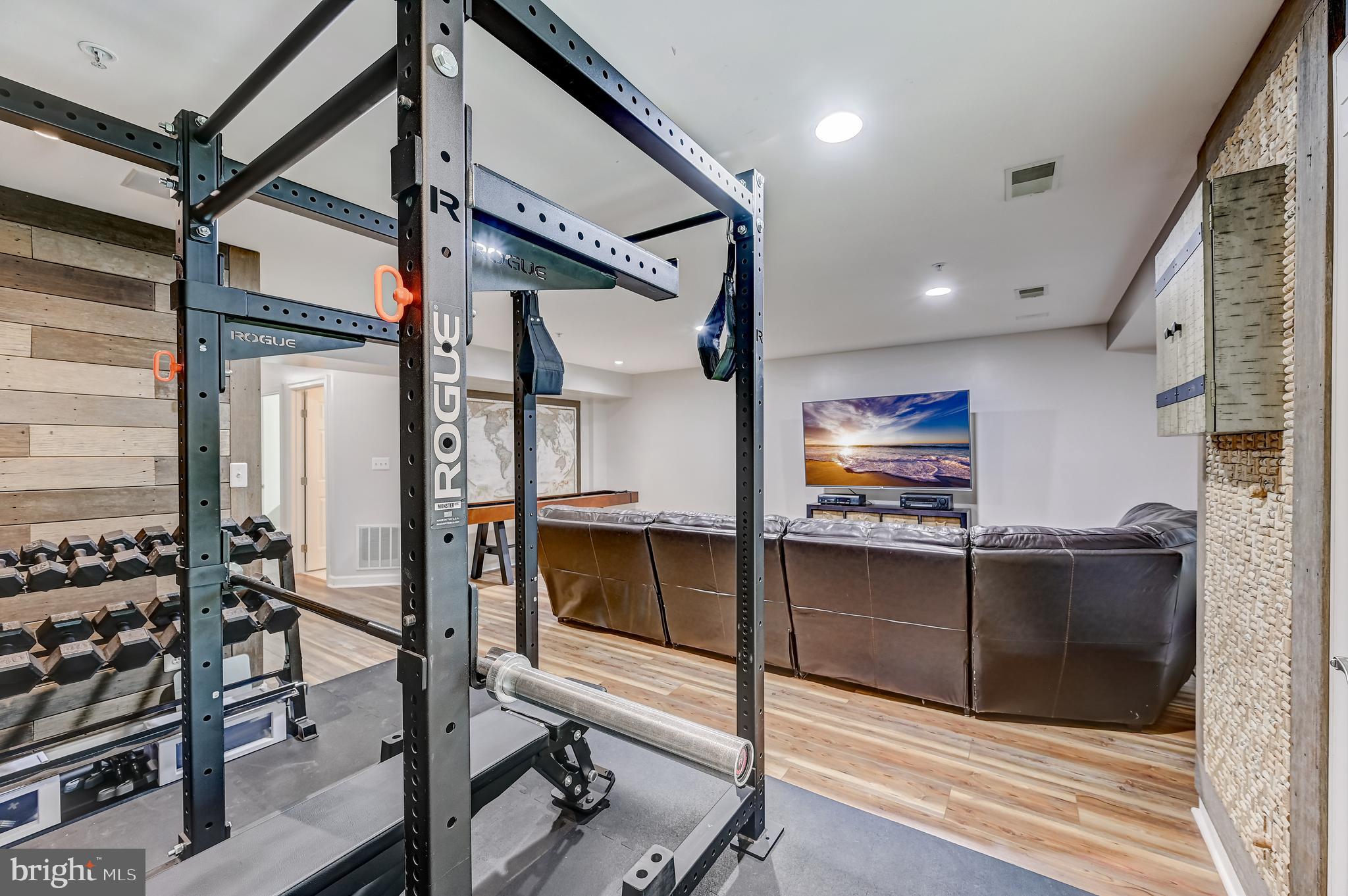 WAVERLY WOODS - Residential