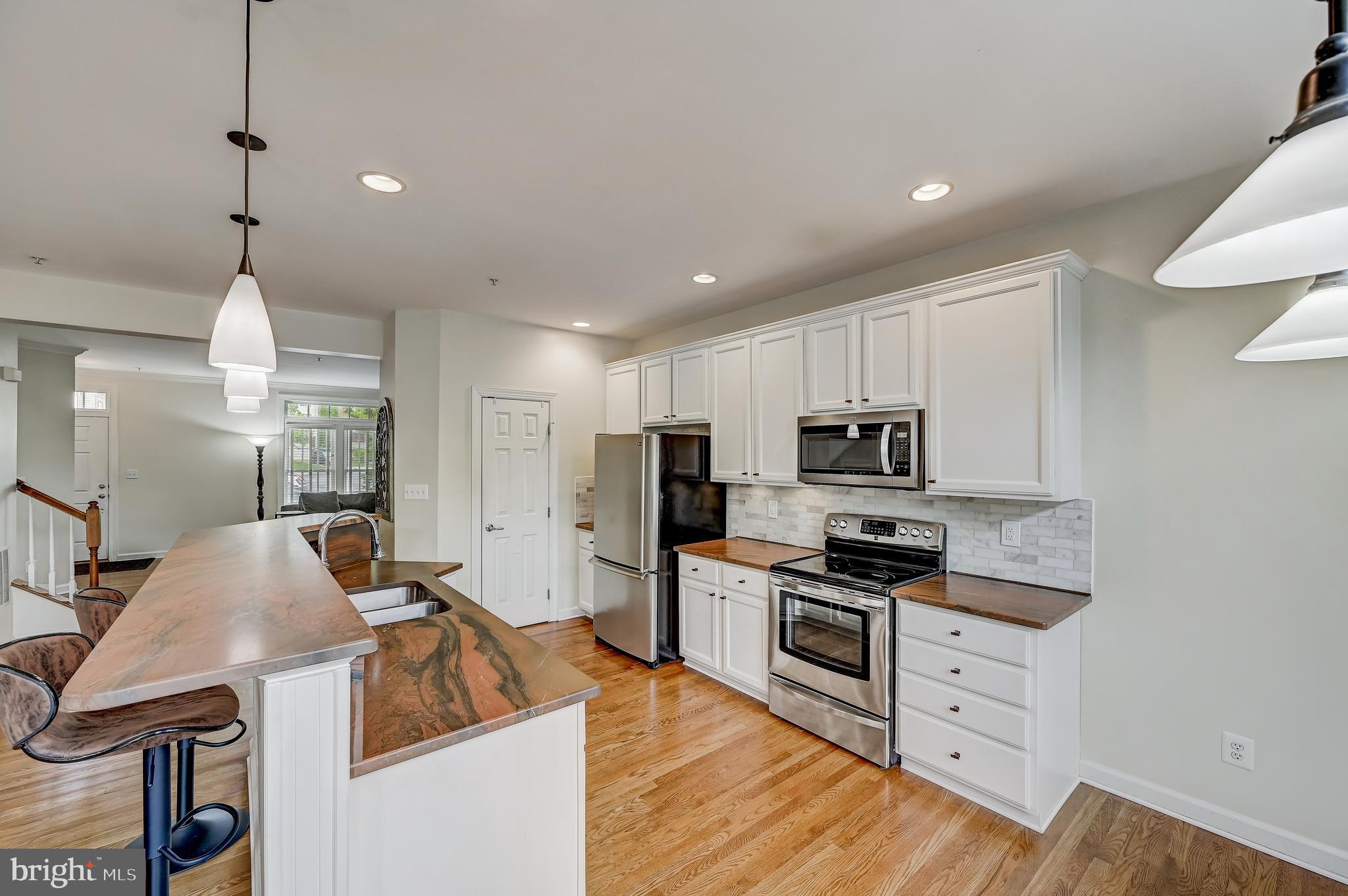 WAVERLY WOODS - Residential