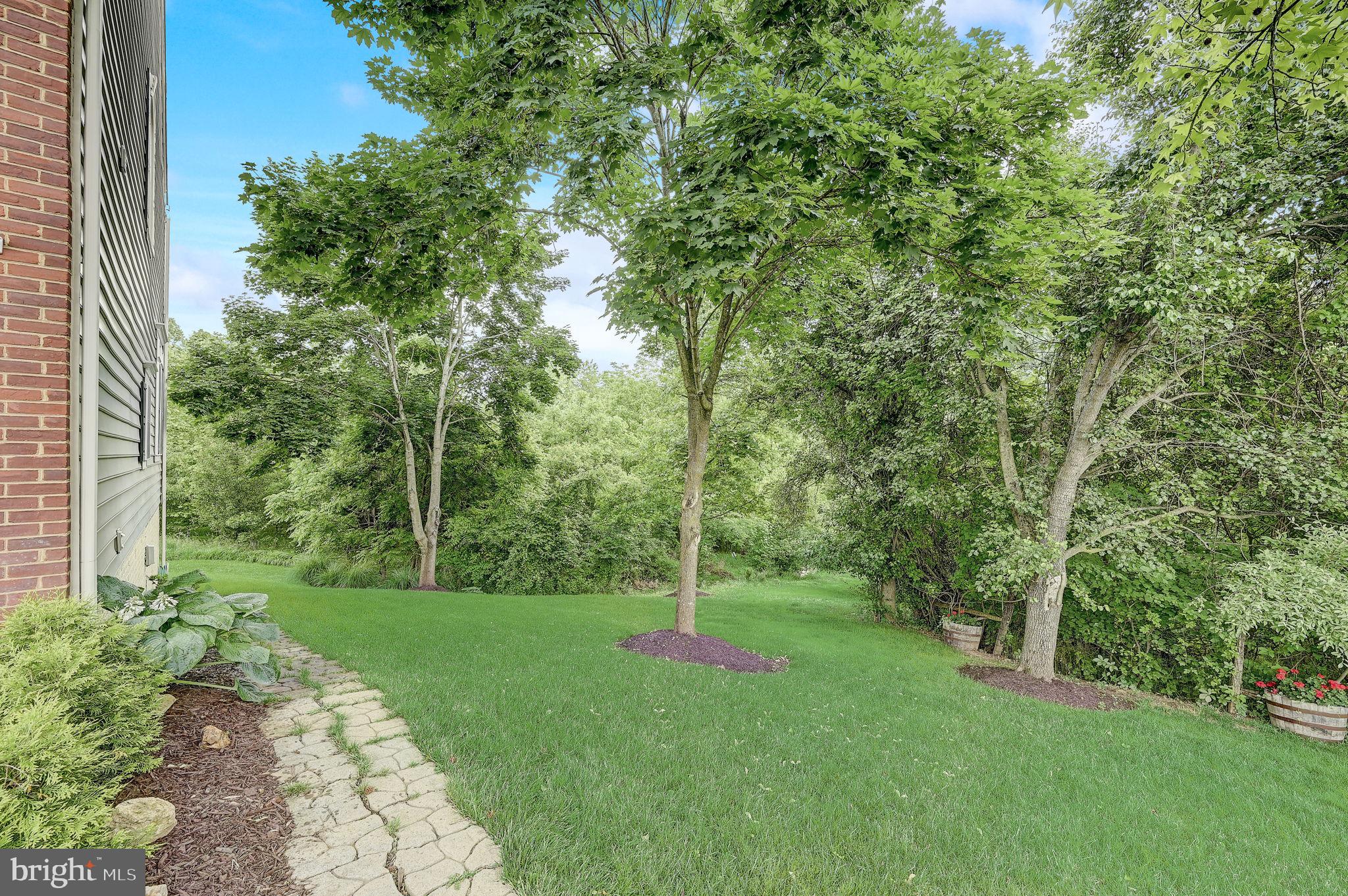 WAVERLY WOODS - Residential