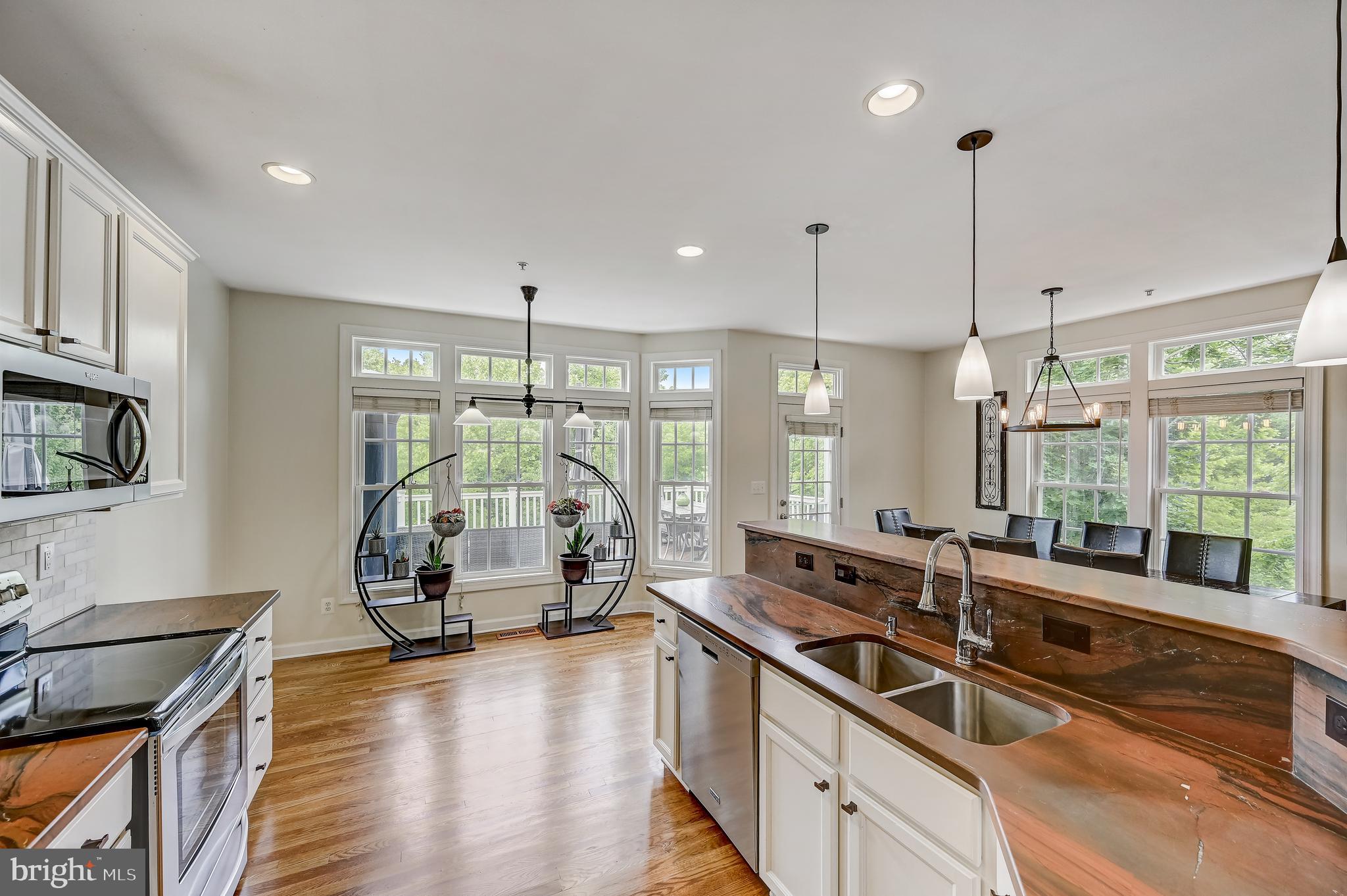 WAVERLY WOODS - Residential