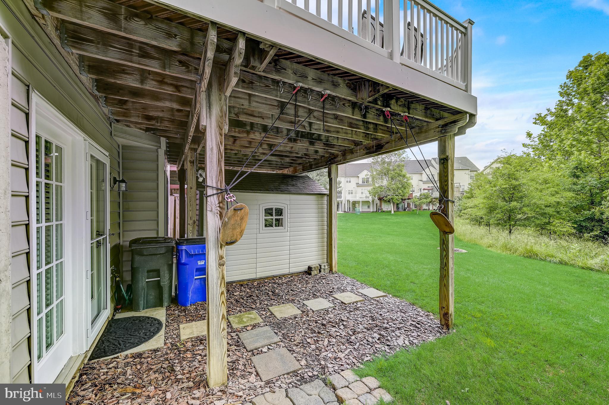 WAVERLY WOODS - Residential