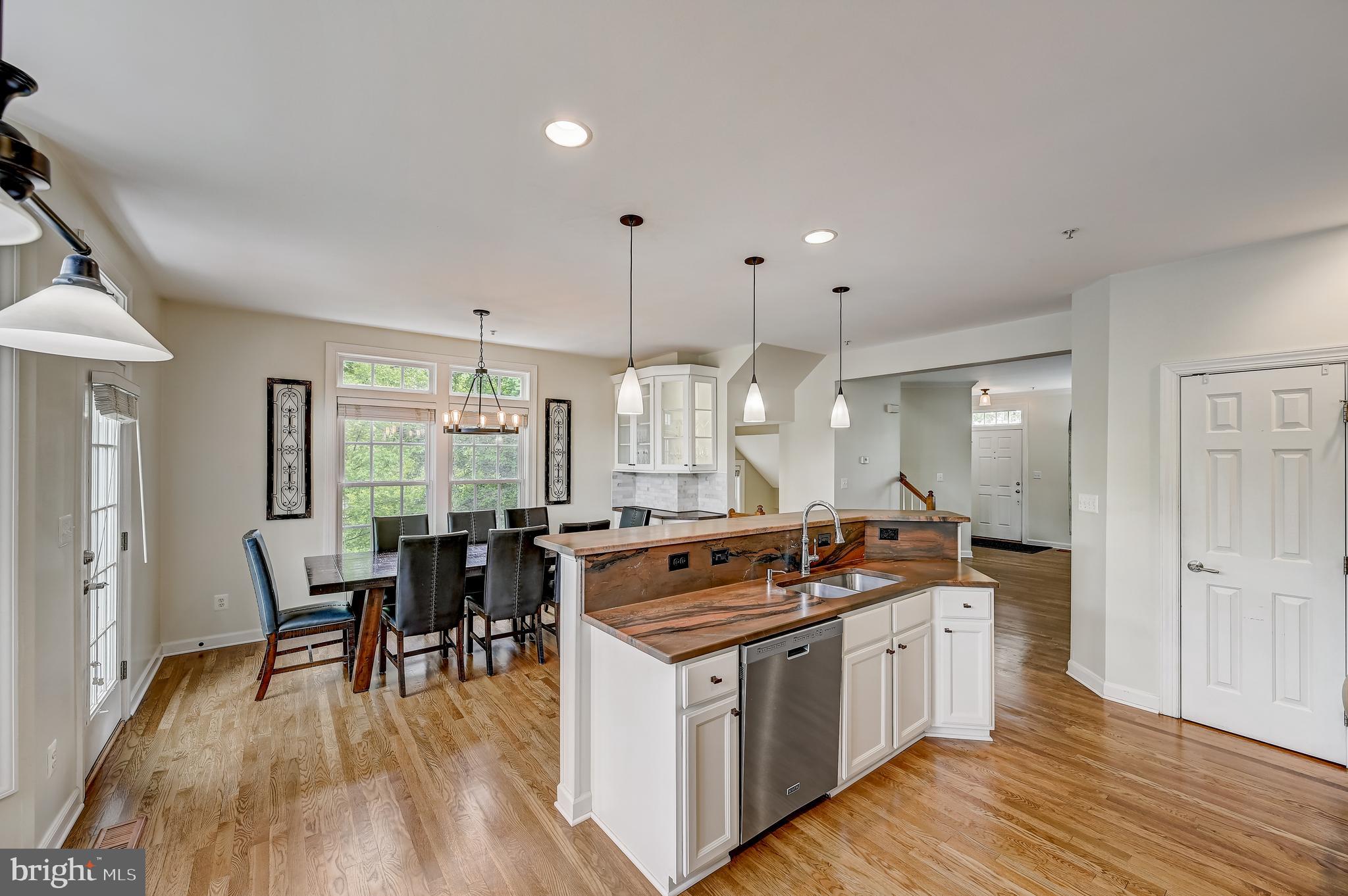 WAVERLY WOODS - Residential