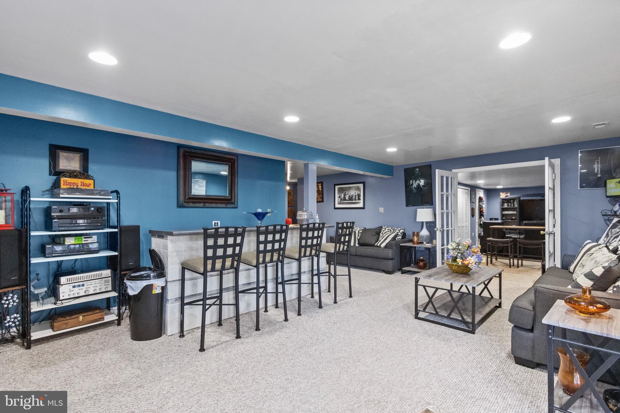 CONSTITUTION HILLS - Residential