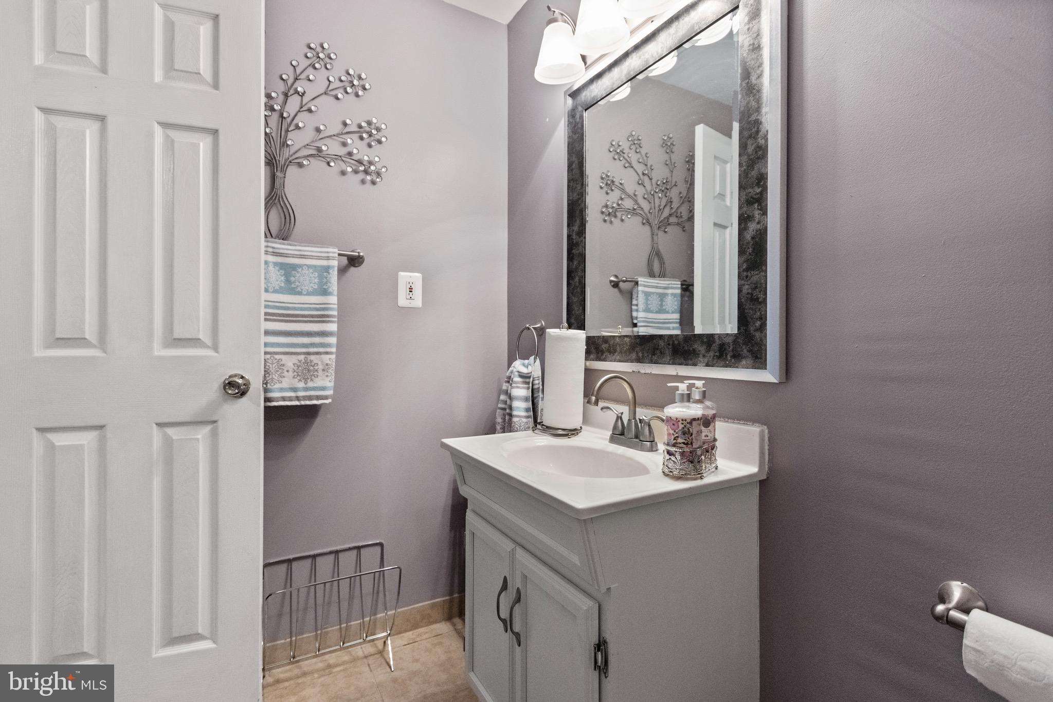 CONSTITUTION HILLS - Residential