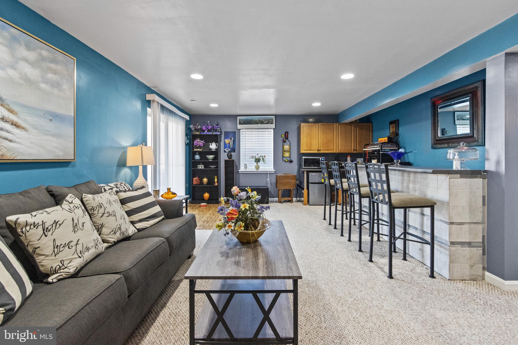 CONSTITUTION HILLS - Residential