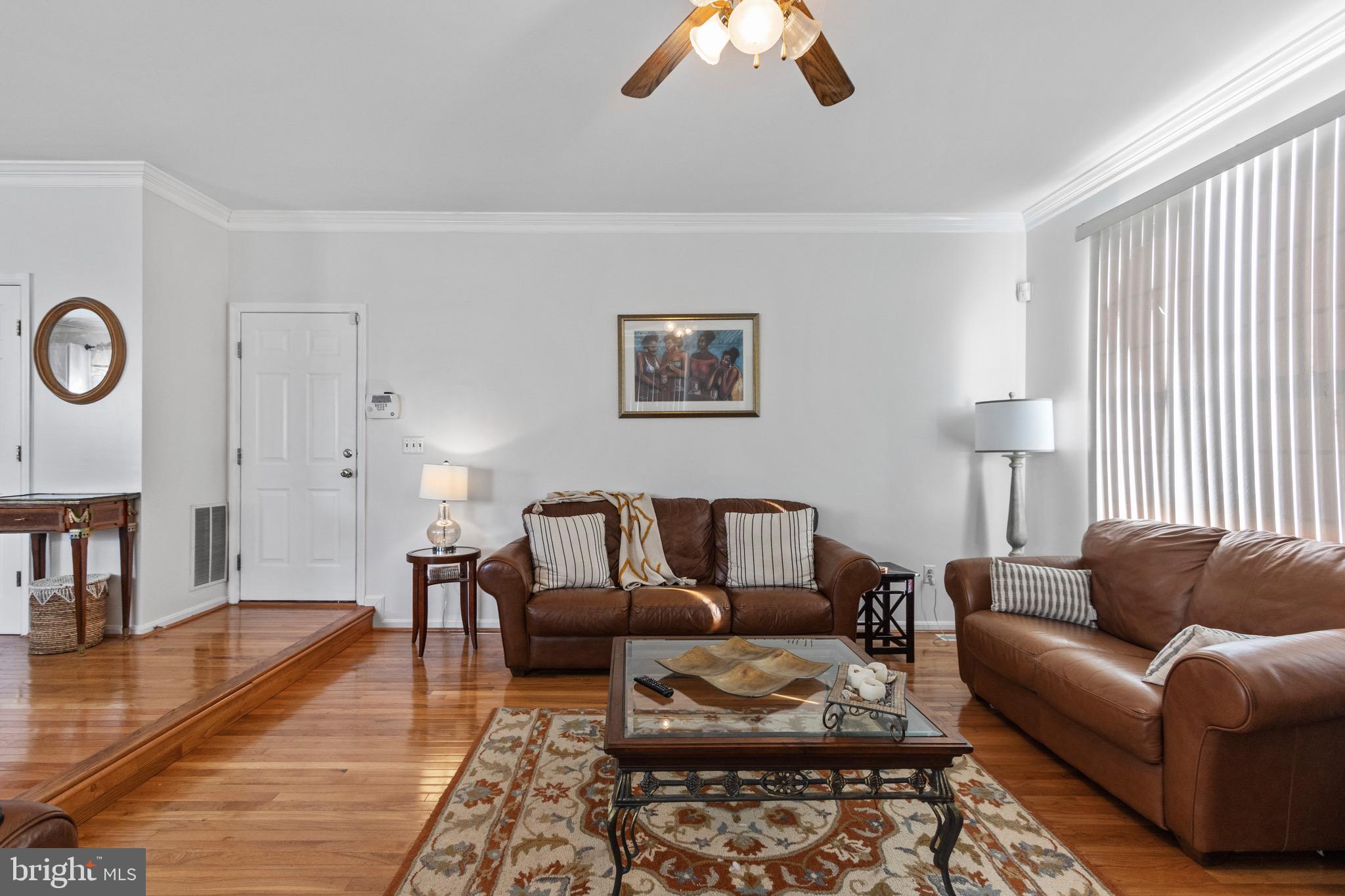 CONSTITUTION HILLS - Residential