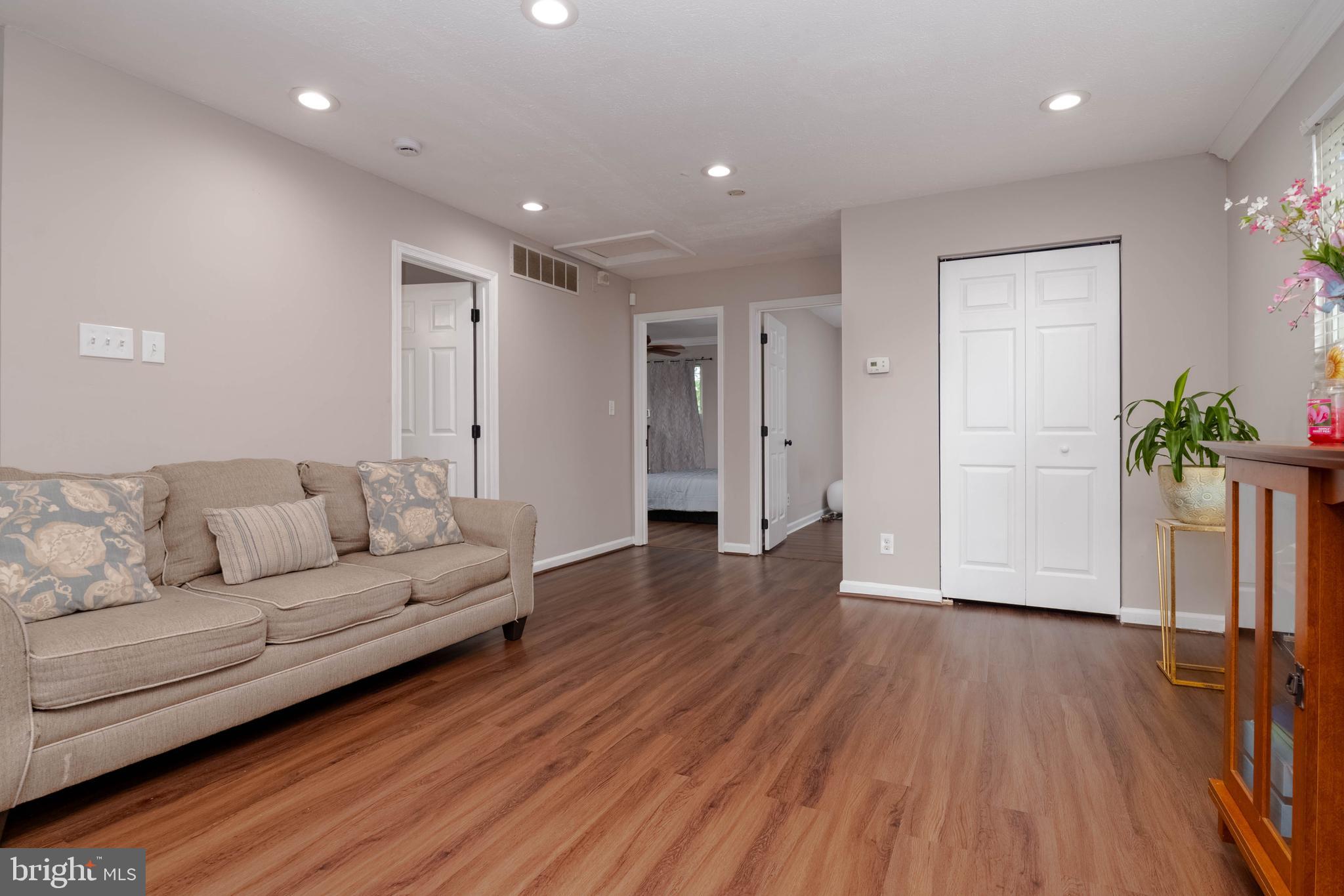 4017 ORCHARD AVENUE