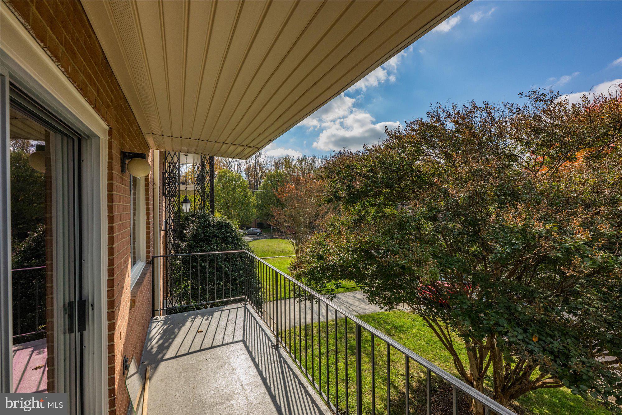 10600 WEYMOUTH STREET 101