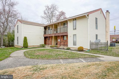 Photo of 40 Tansboro Road #7B, BERLIN, NJ 08009 (MLS # NJCD2112682)
