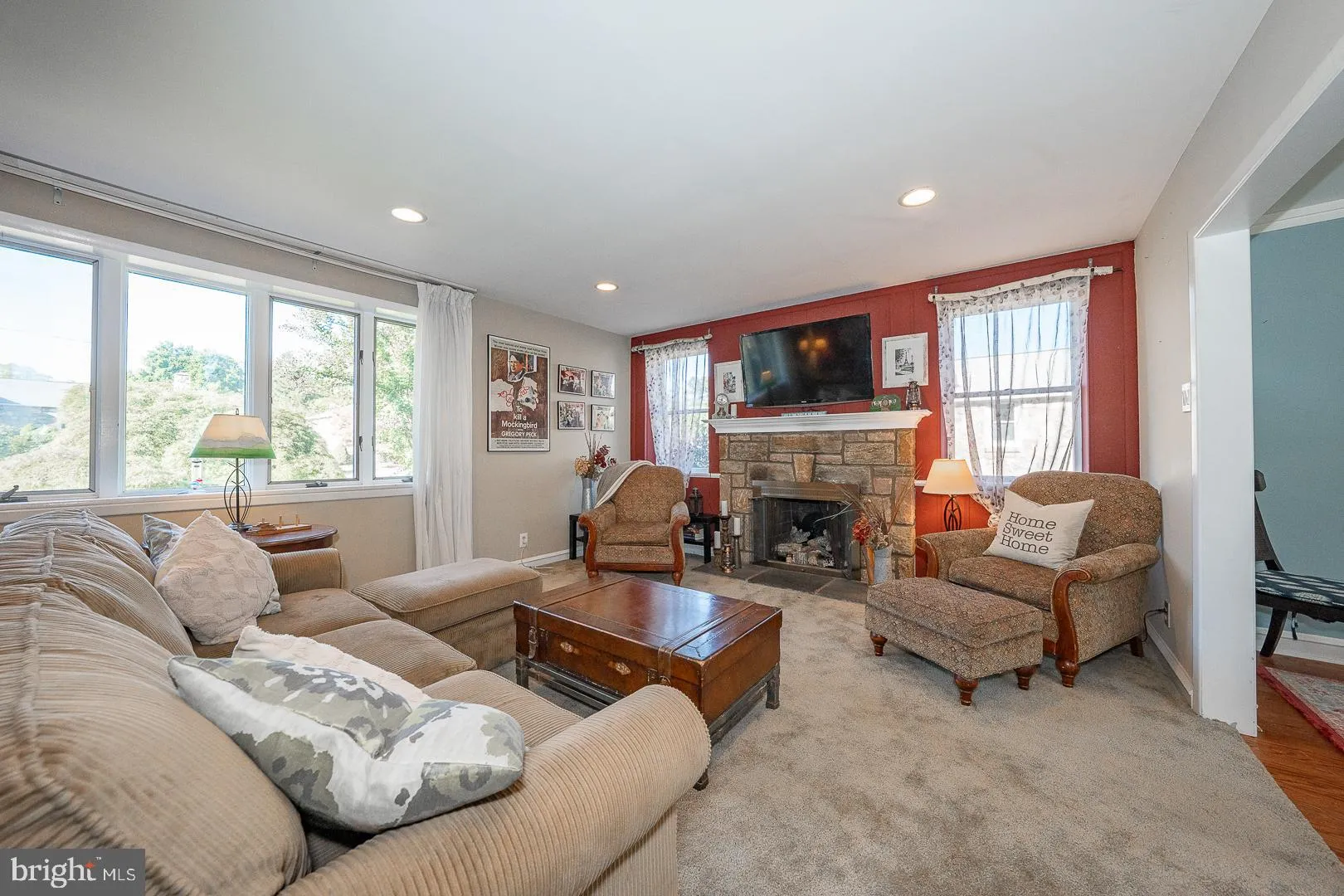 Havertown, Pennsylvania 19083, United States, 4 Bedrooms Bedrooms, ,3 BathroomsBathrooms,Residential,Coming Soon,220505