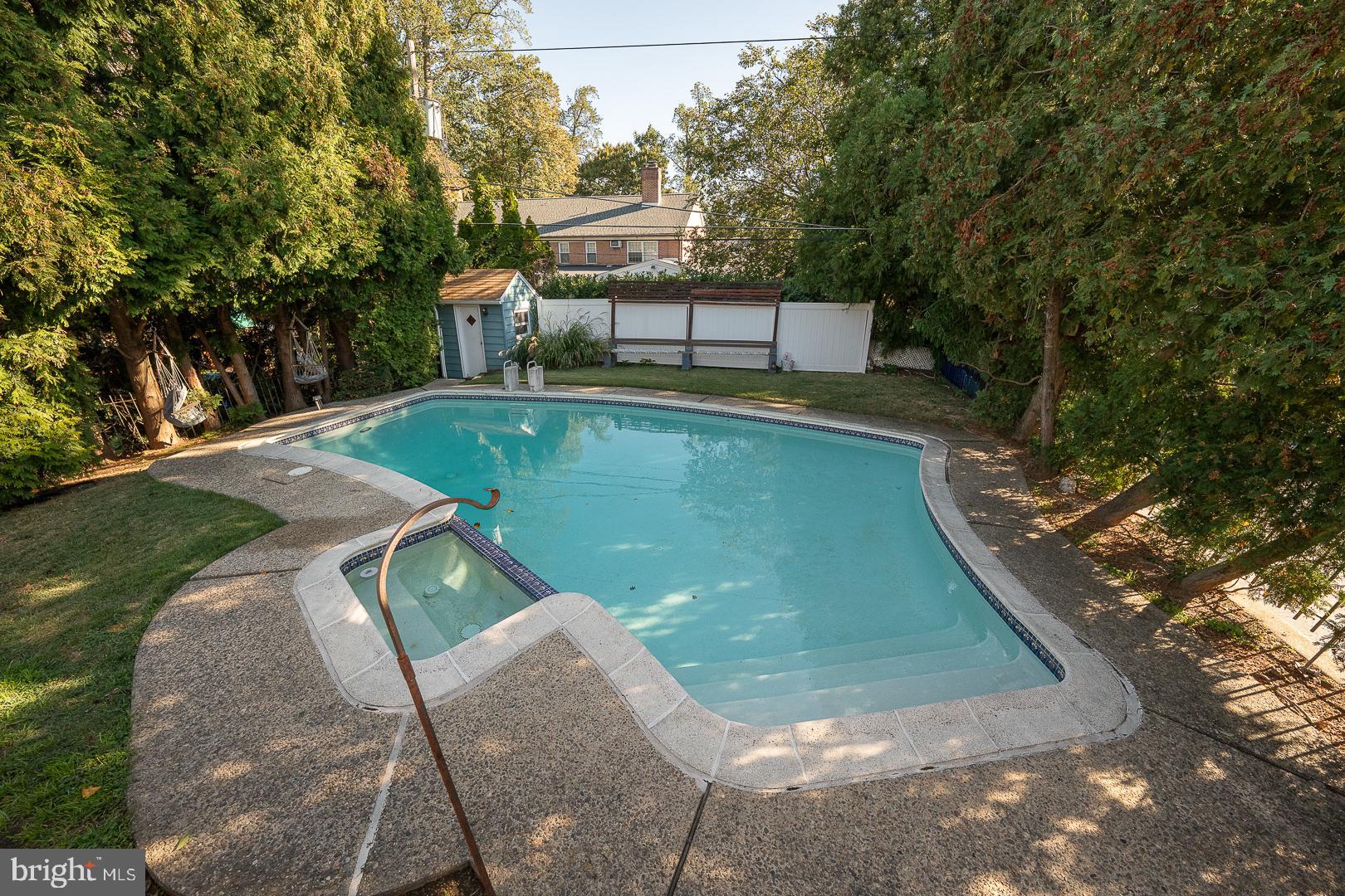 ARONIMINK - Residential