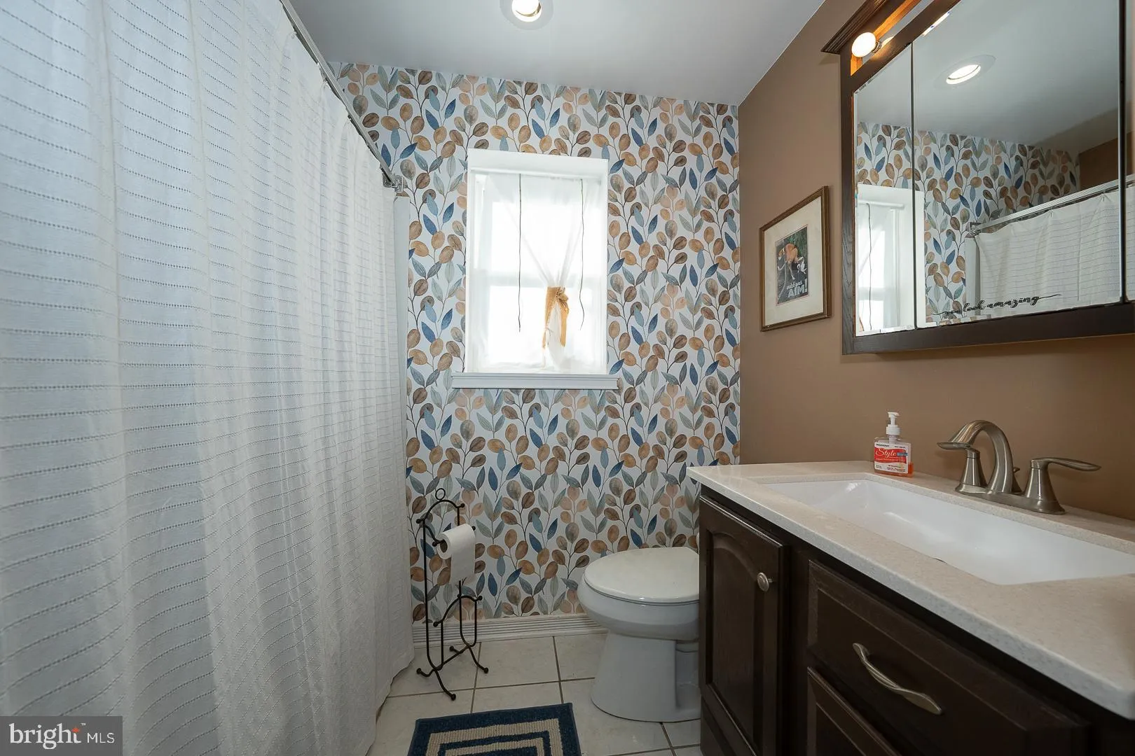 Havertown, Pennsylvania 19083, United States, 4 Bedrooms Bedrooms, ,3 BathroomsBathrooms,Residential,Coming Soon,220505