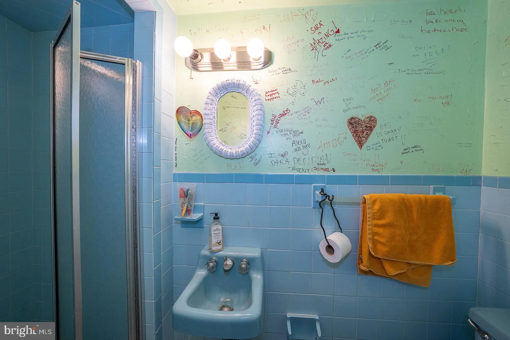 Havertown, Pennsylvania 19083, United States, 4 Bedrooms Bedrooms, ,3 BathroomsBathrooms,Residential,Coming Soon,220505