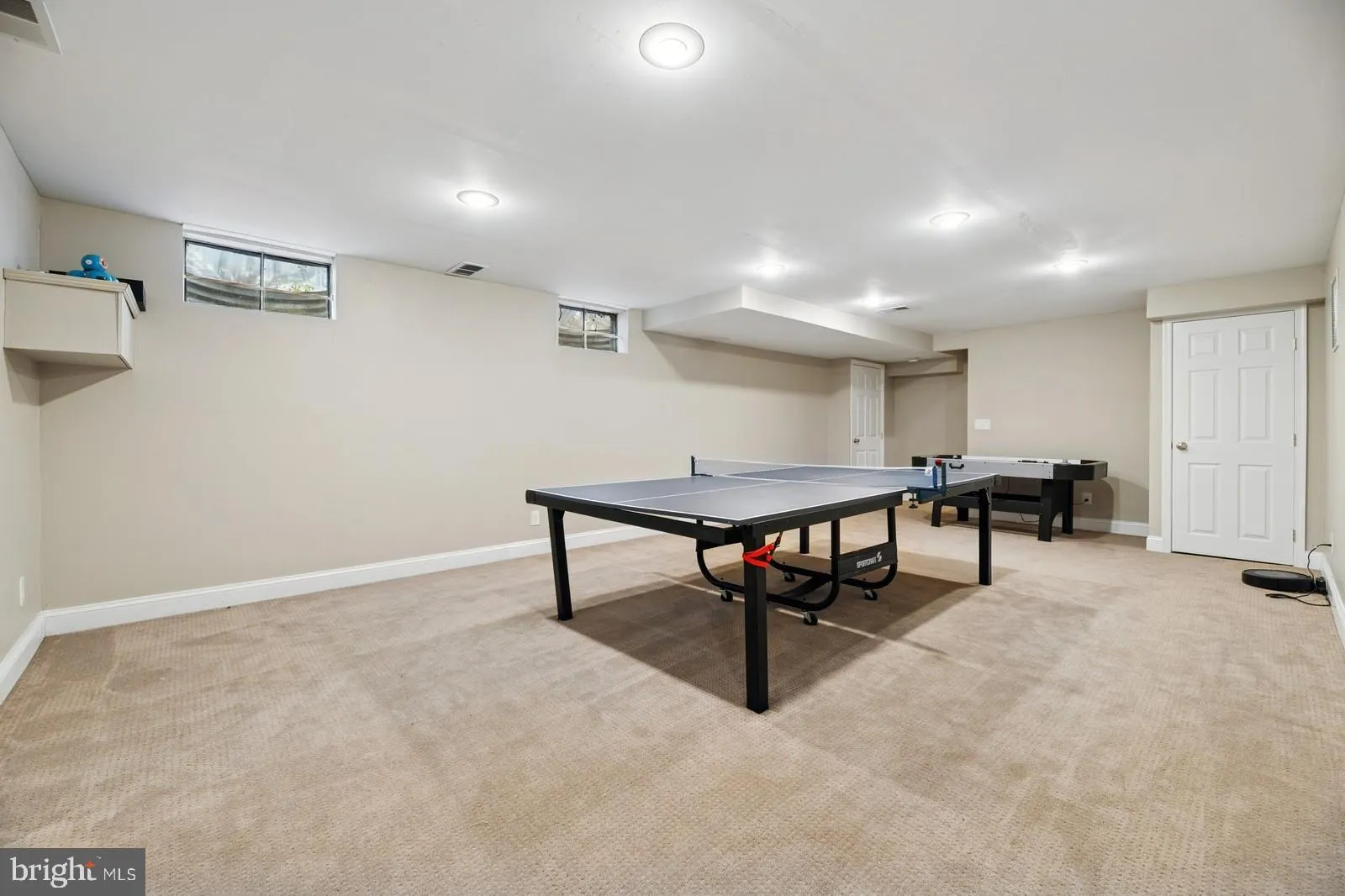 Princeton Junction, New Jersey 08550, United States, 4 Bedrooms Bedrooms, ,3 BathroomsBathrooms,Residential,Active,102025