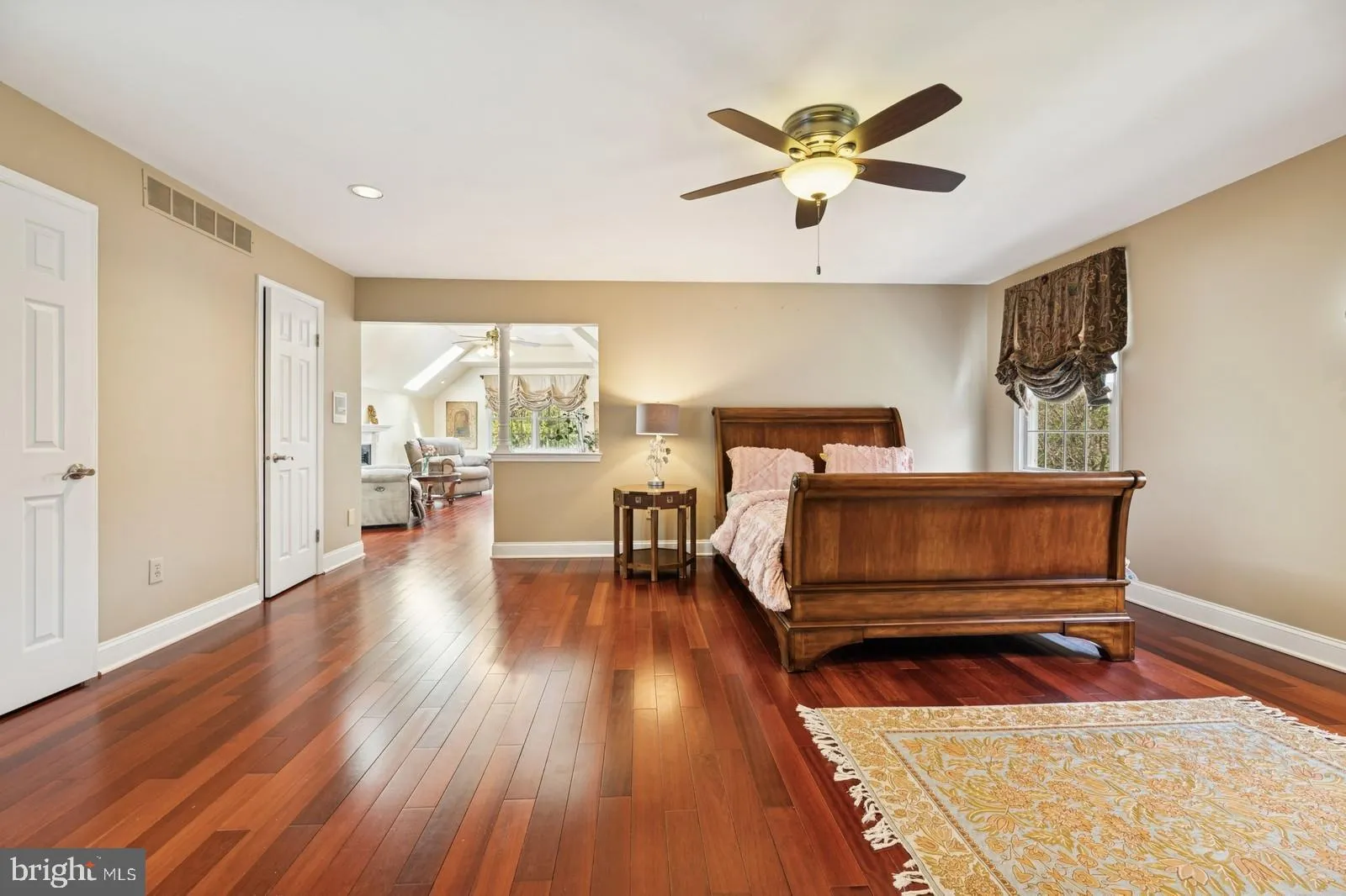 Princeton Junction, New Jersey 08550, United States, 4 Bedrooms Bedrooms, ,3 BathroomsBathrooms,Residential,Active,102025