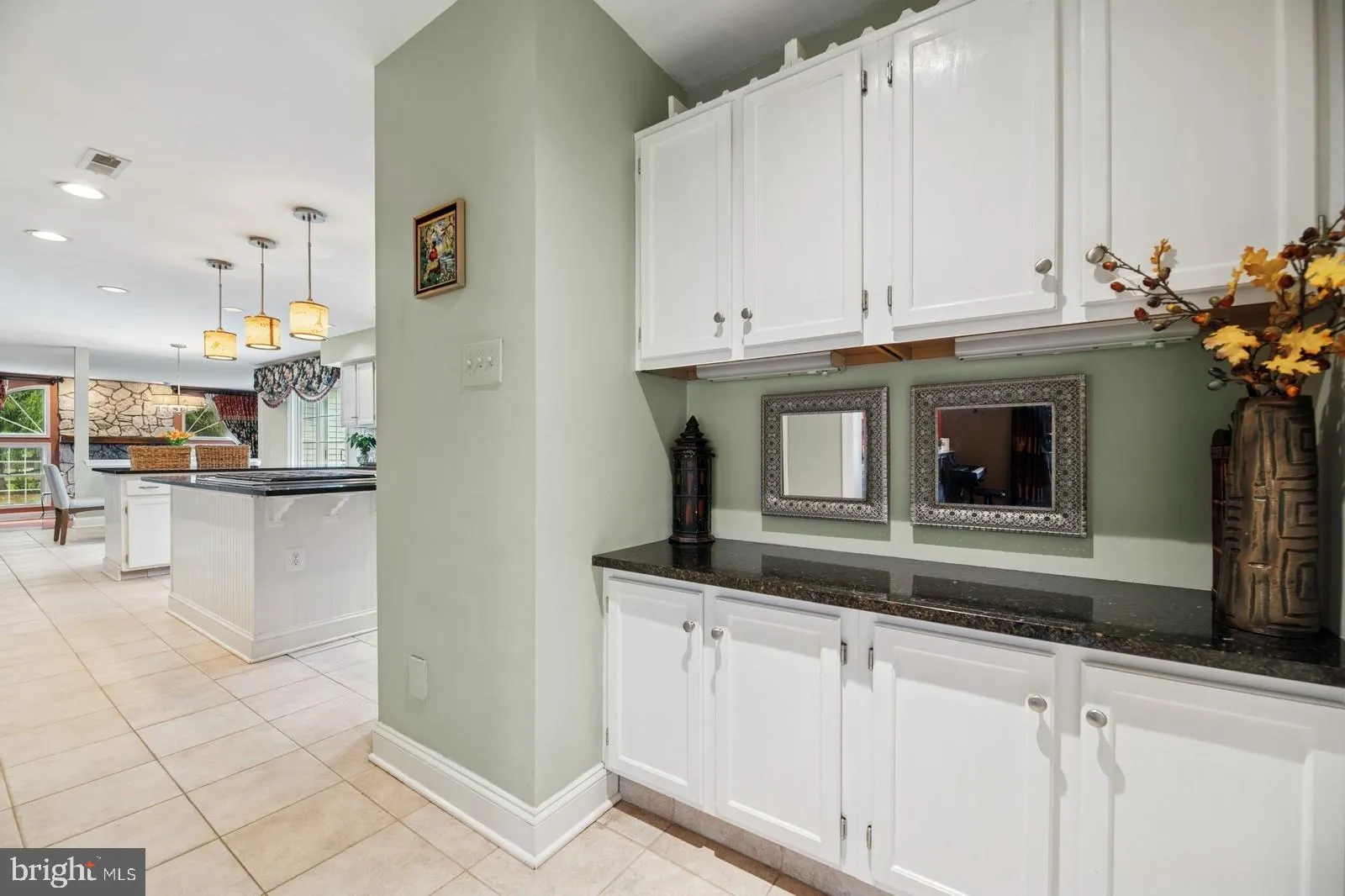 Princeton Junction, New Jersey 08550, United States, 4 Bedrooms Bedrooms, ,3 BathroomsBathrooms,Residential,Active,102025