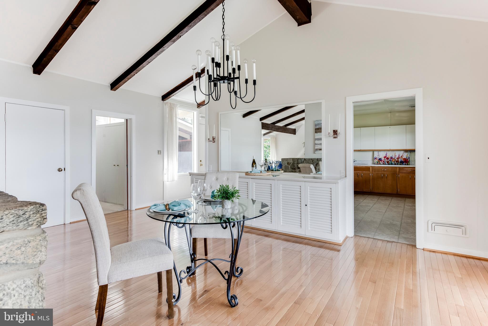 WARDOUR - Residential