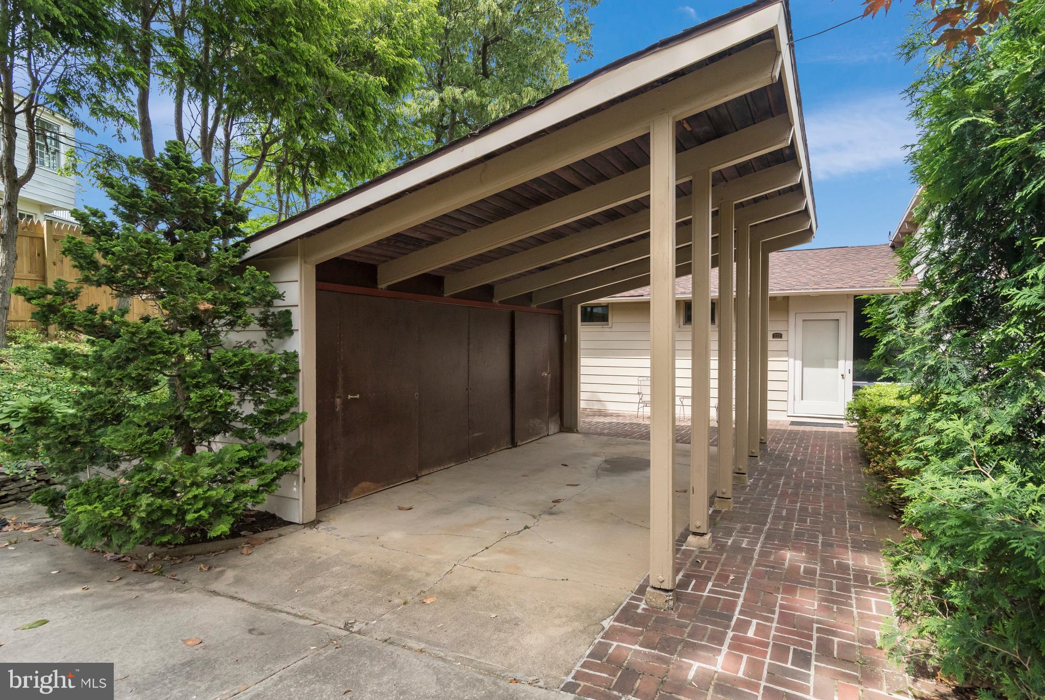 WARDOUR - Residential