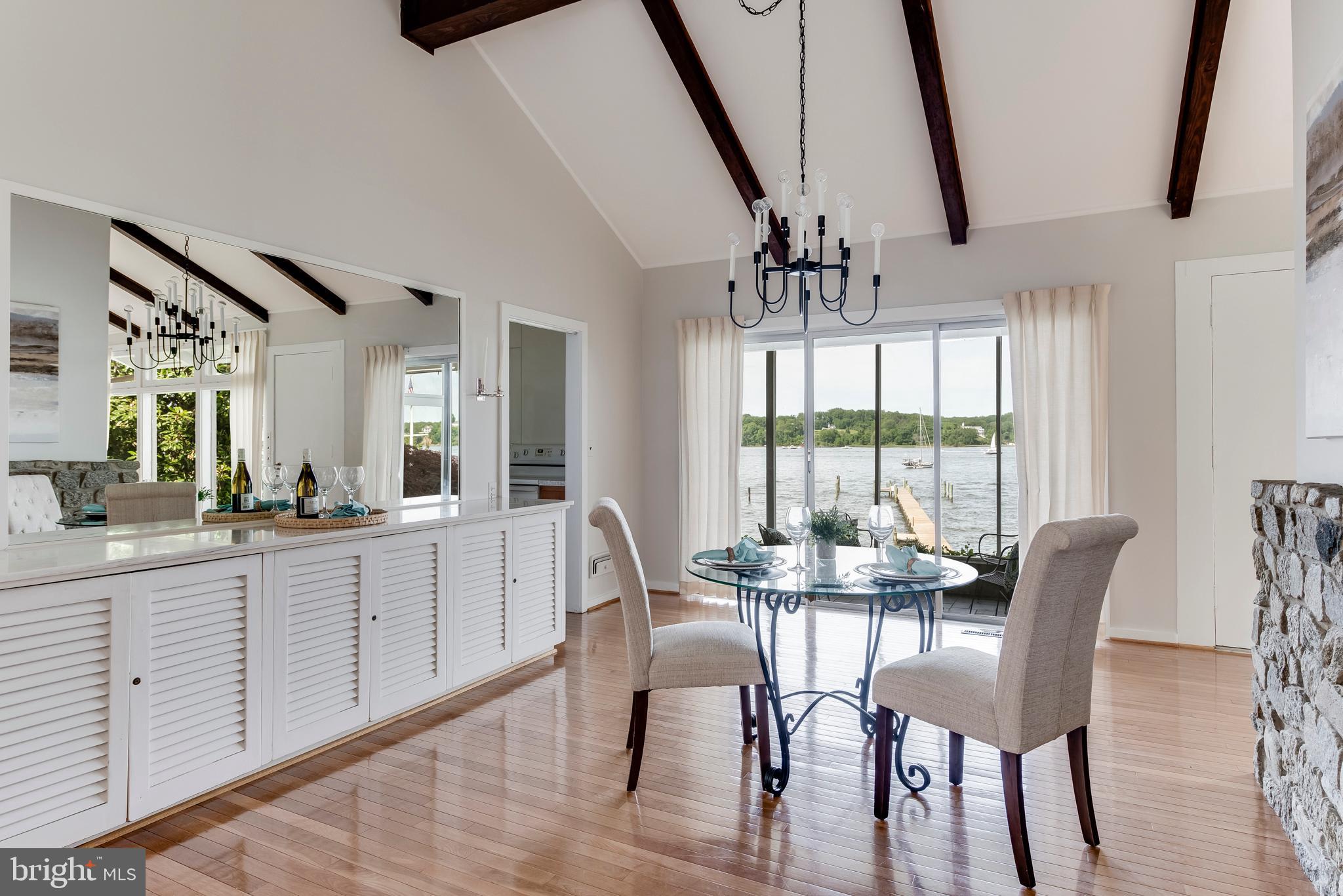 WARDOUR - Residential