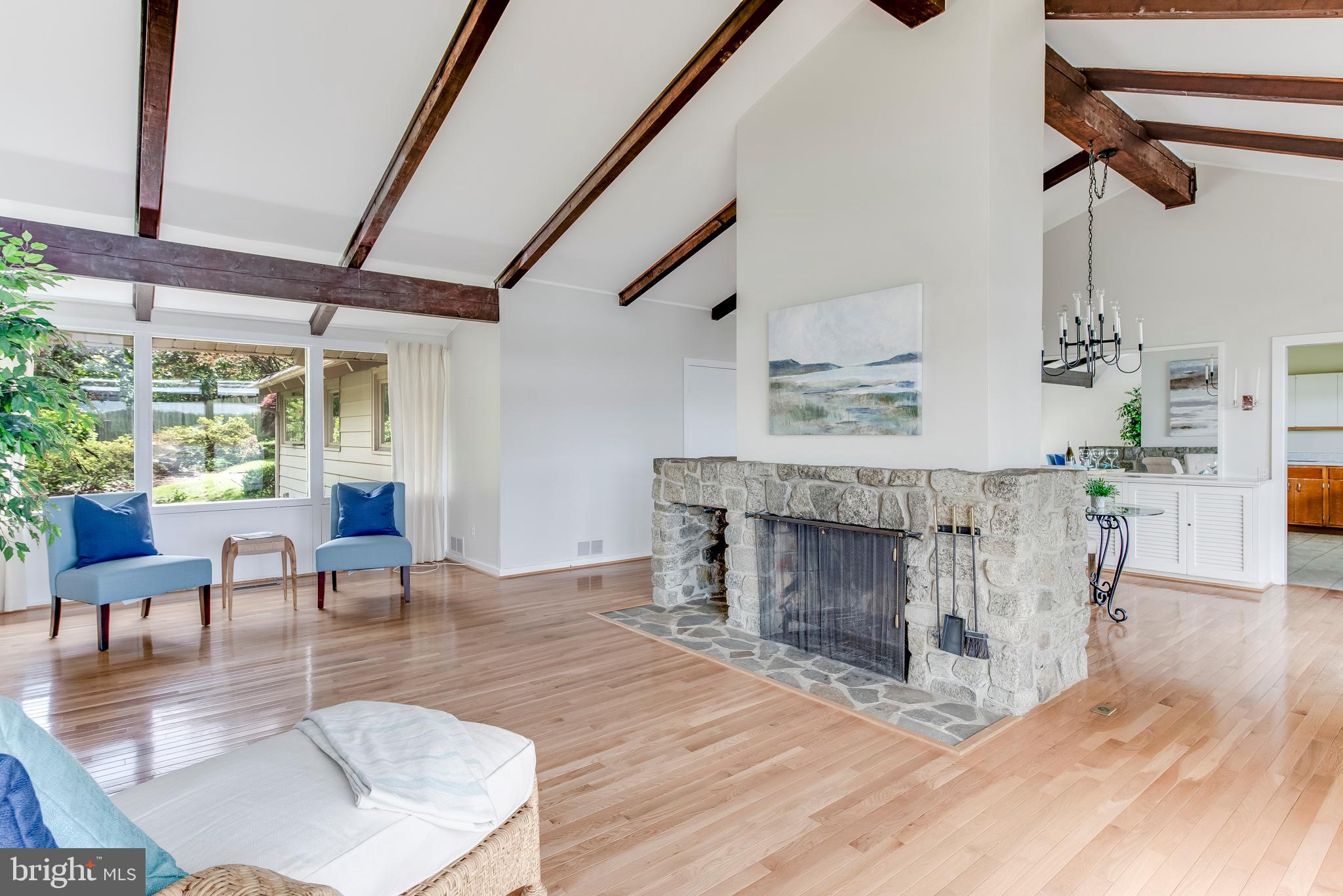 WARDOUR - Residential