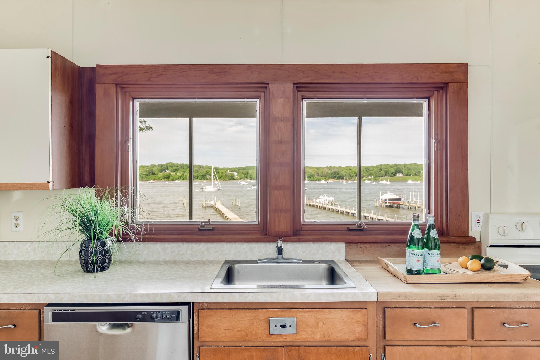 WARDOUR - Residential