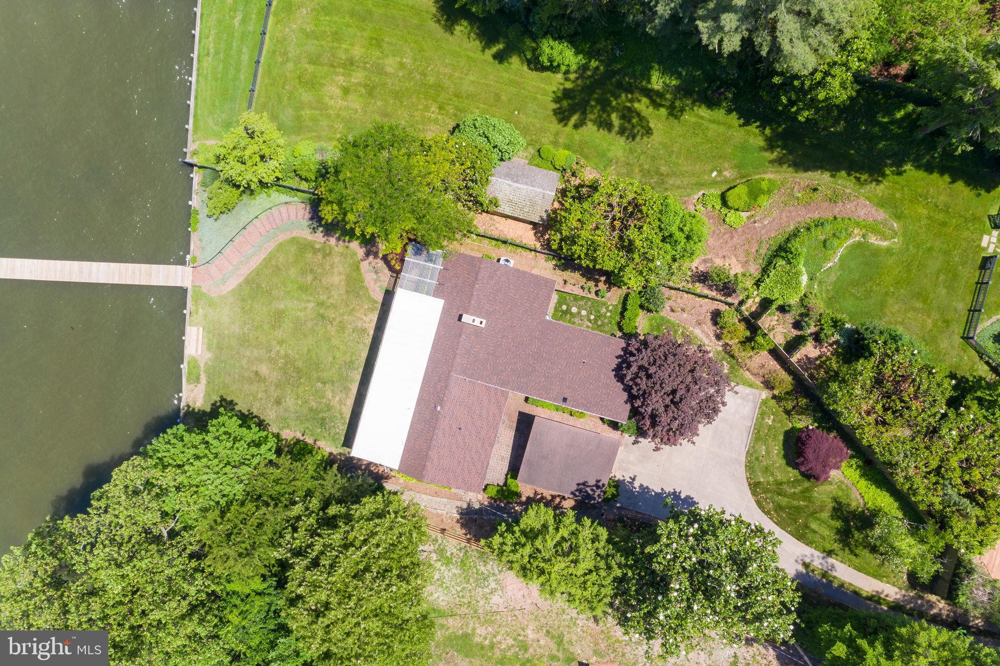 WARDOUR - Residential