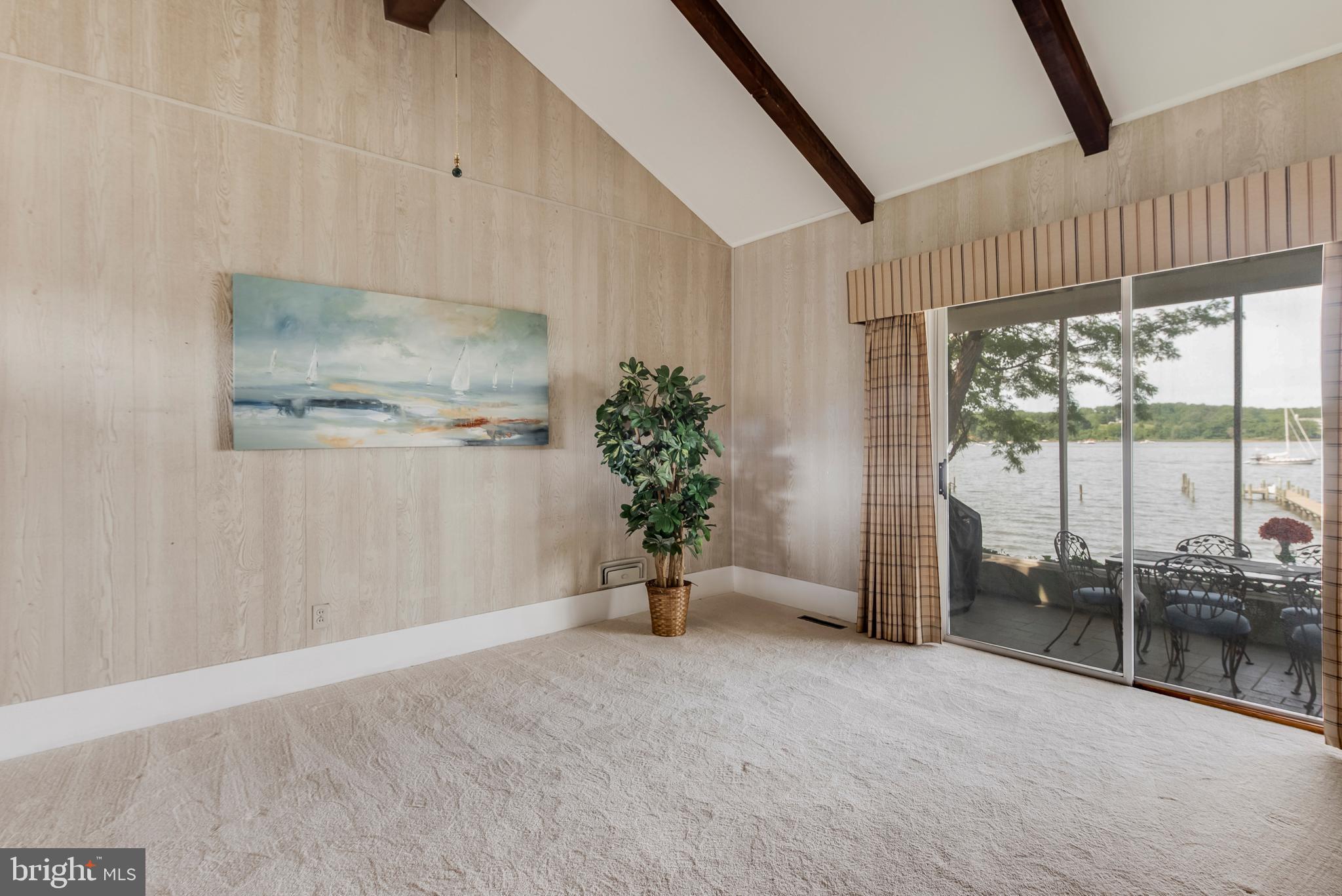 WARDOUR - Residential