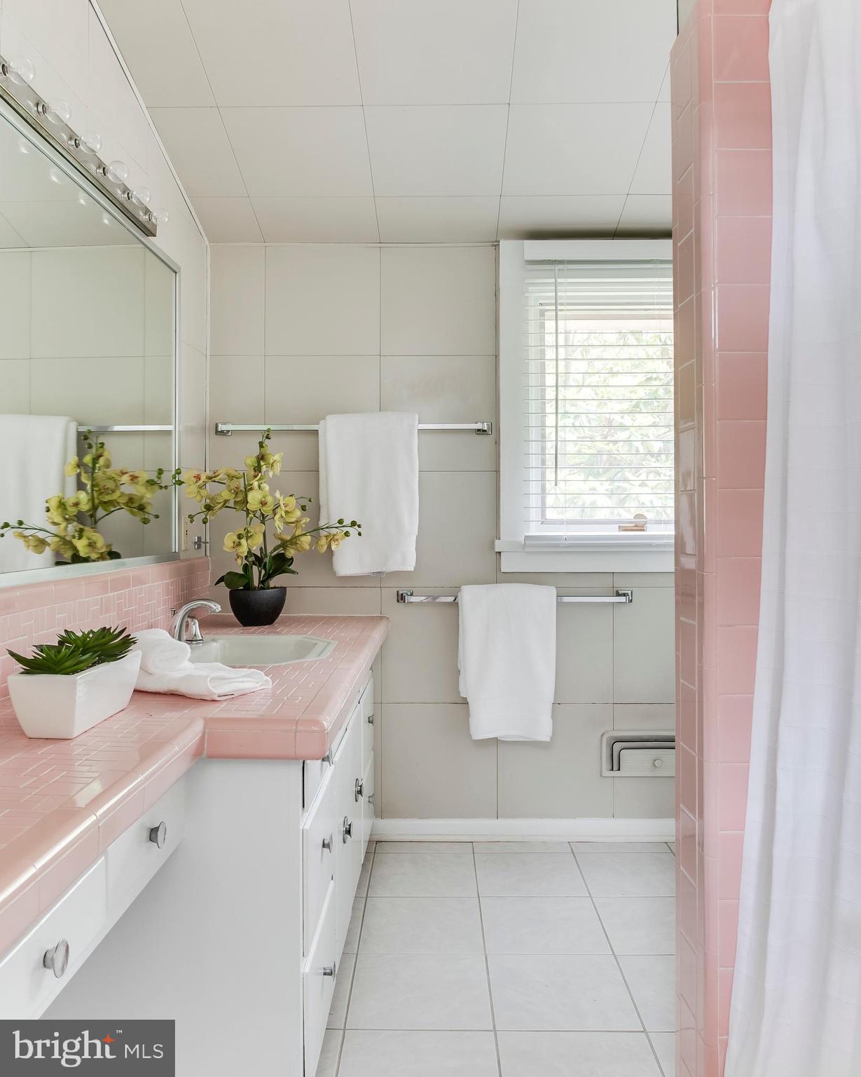 WARDOUR - Residential