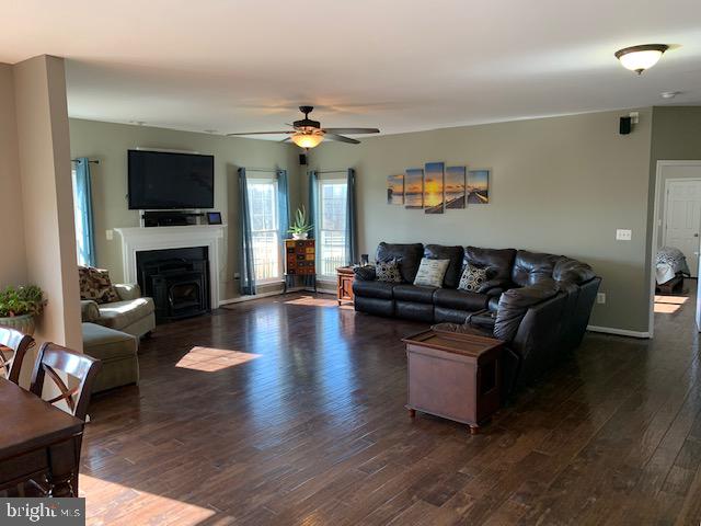 HIRST FARM - Residential