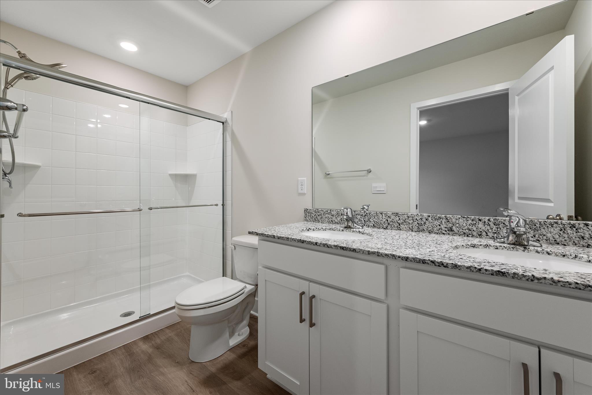 RETREAT AT WINDING CREEK - Residential Lease