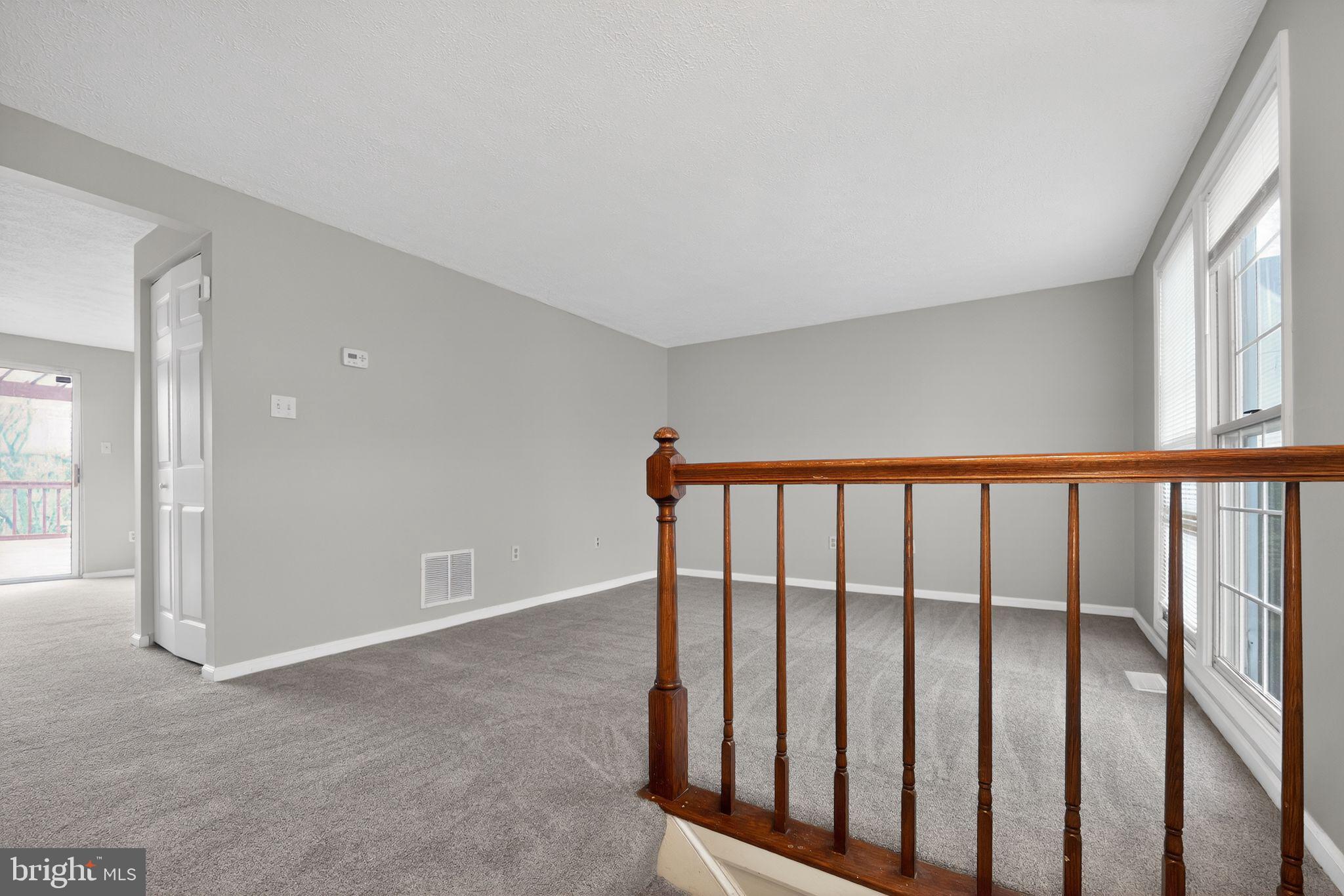 FAIRBROOK - Residential