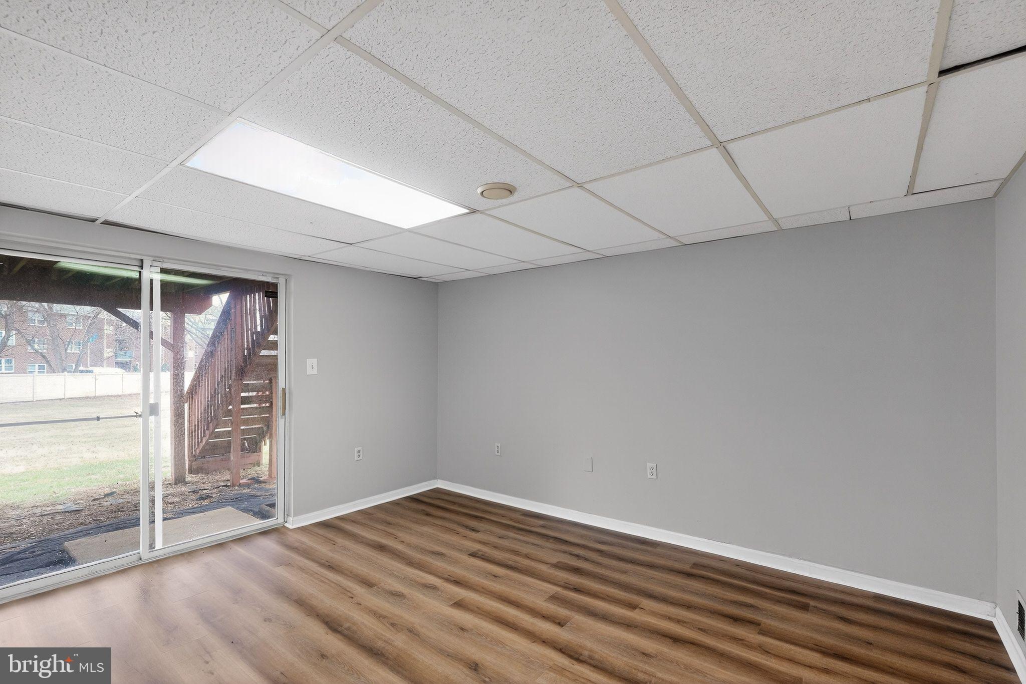 FAIRBROOK - Residential