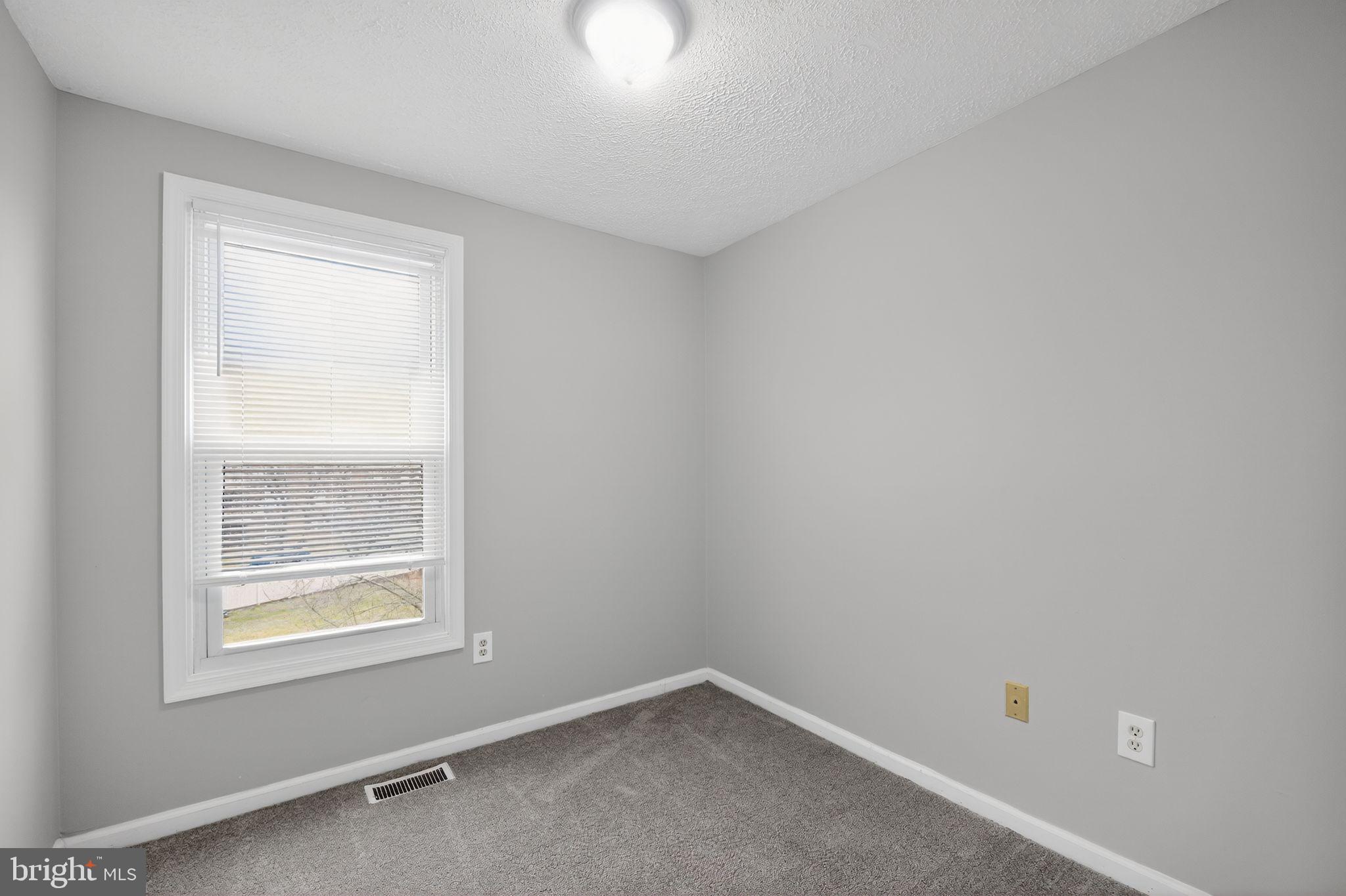 FAIRBROOK - Residential