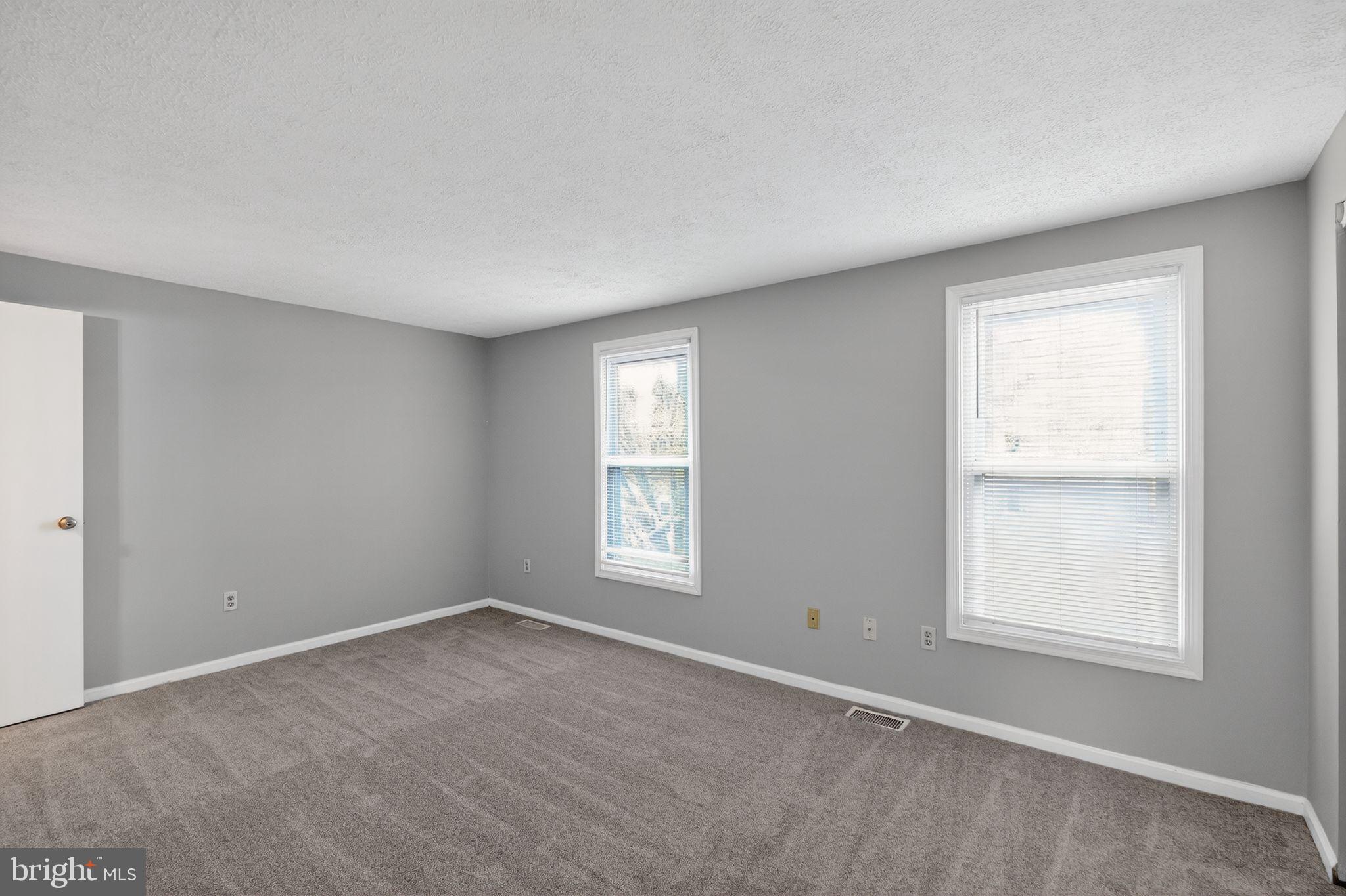 FAIRBROOK - Residential