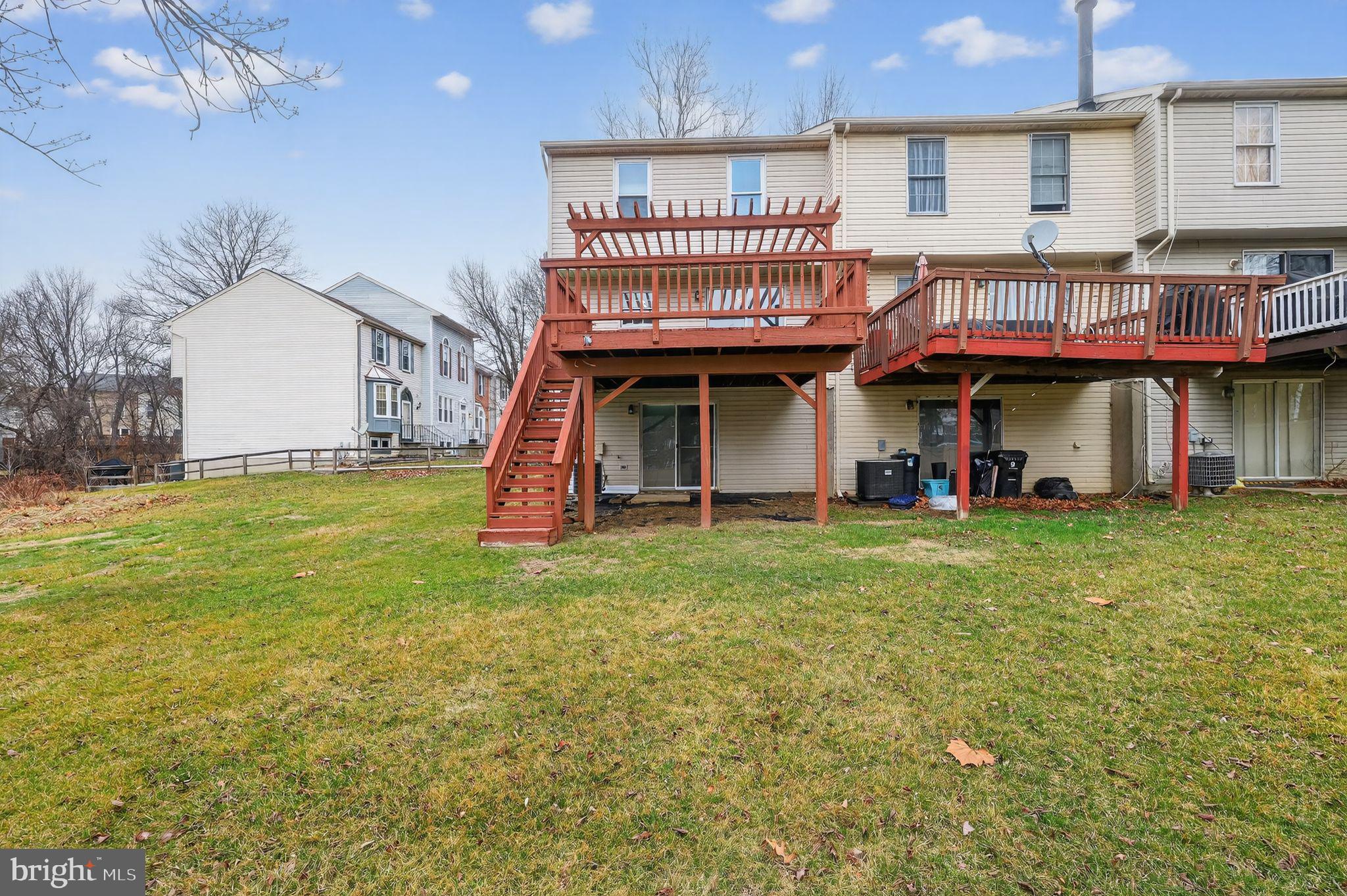 FAIRBROOK - Residential