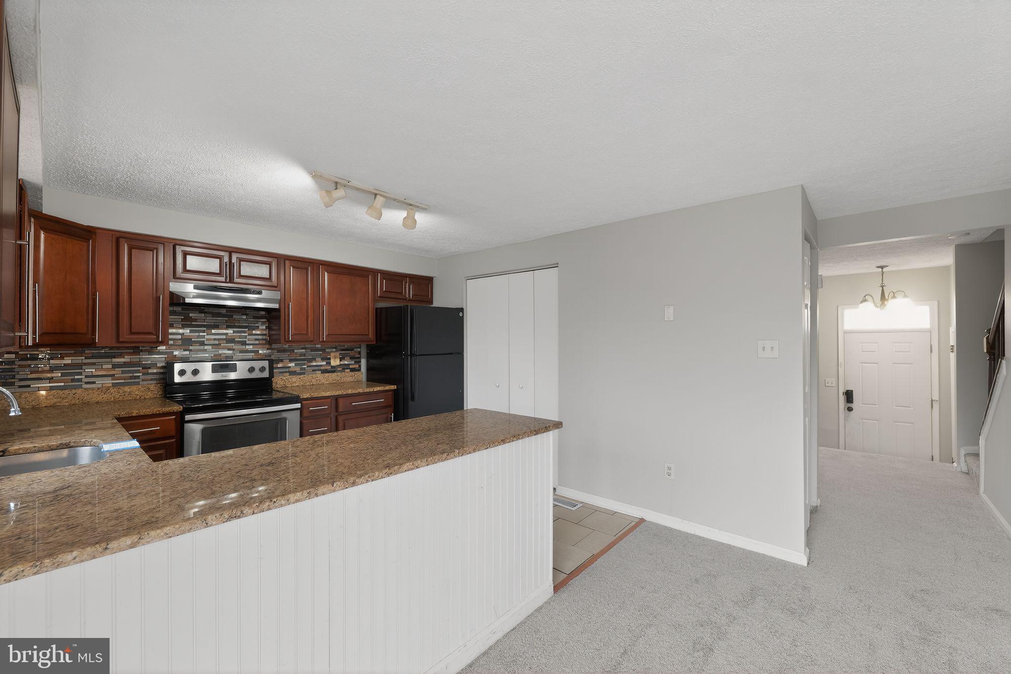 FAIRBROOK - Residential