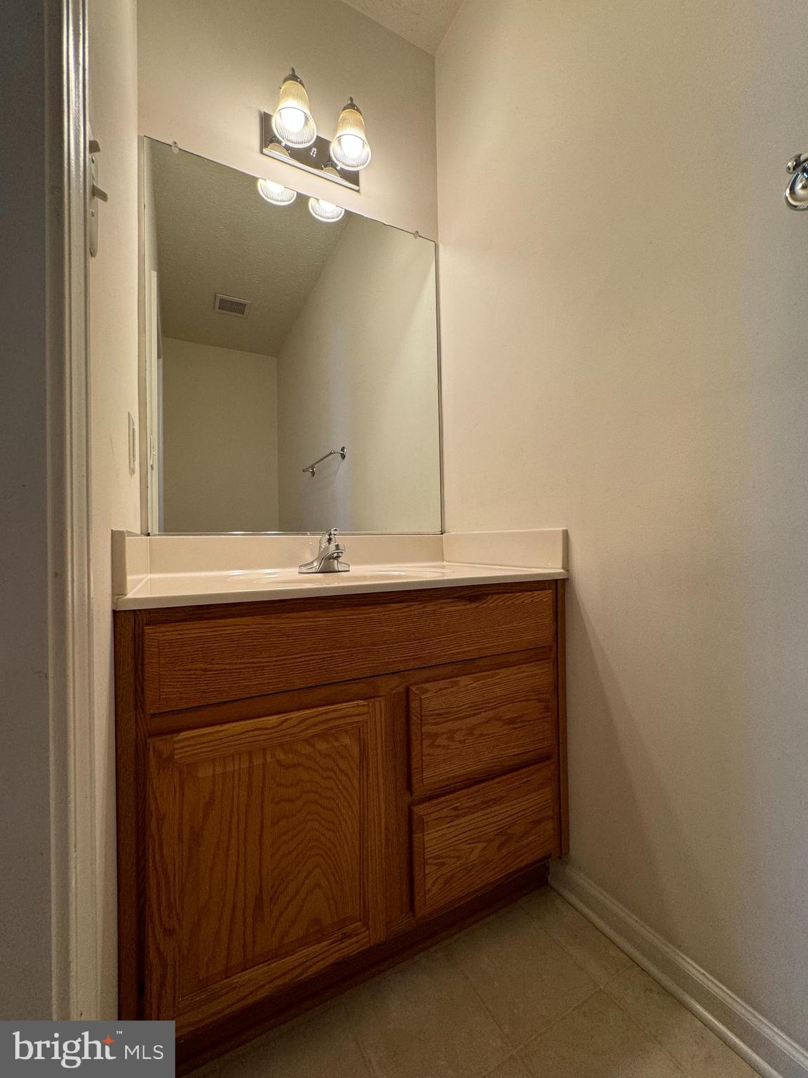 WIDEWATER VILLAGE - Residential Lease