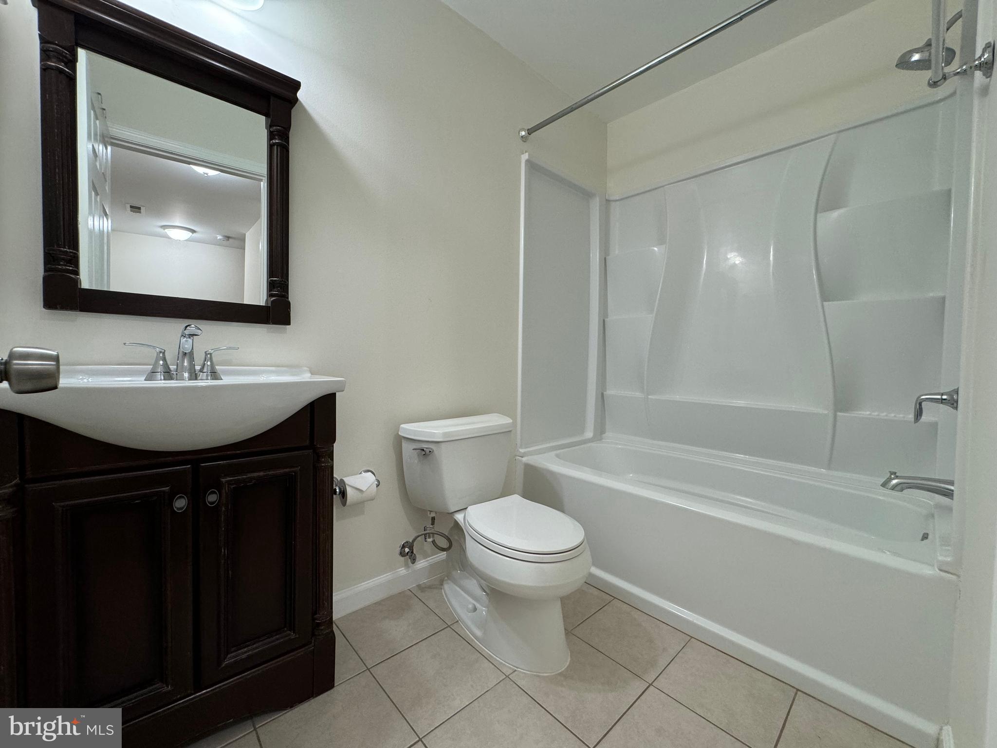 WIDEWATER VILLAGE - Residential Lease