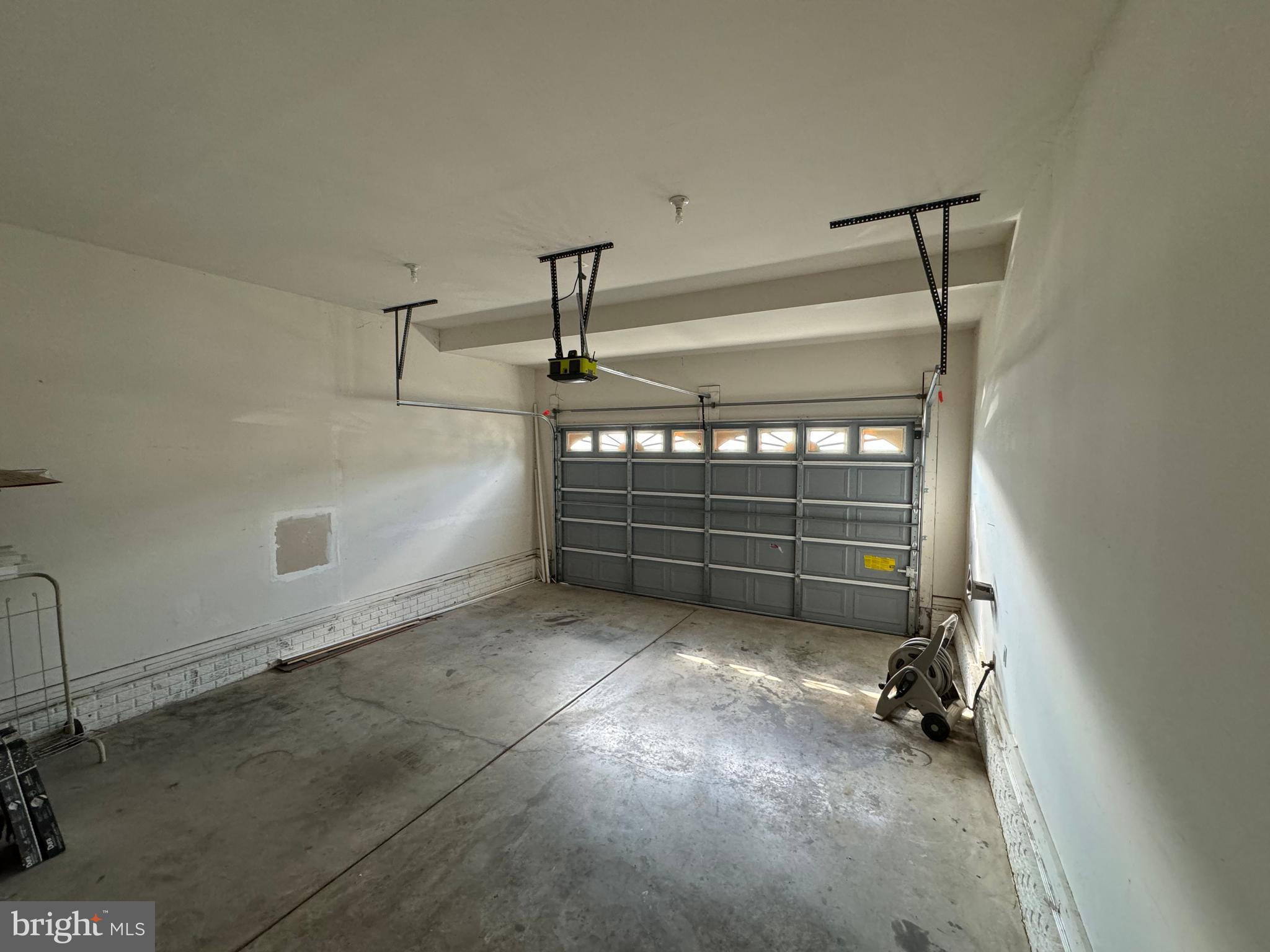 WIDEWATER VILLAGE - Residential Lease