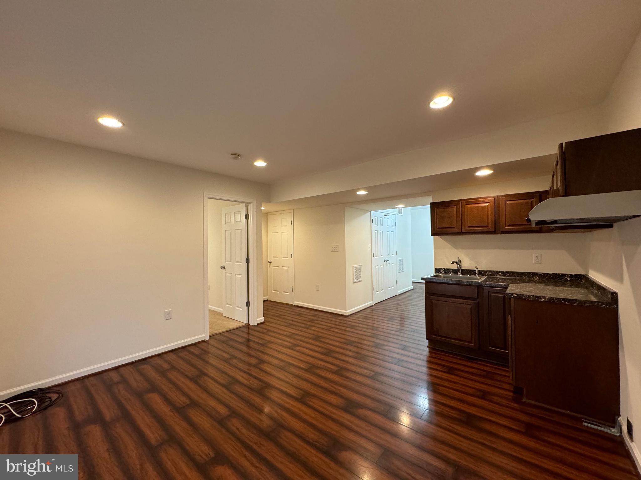 WIDEWATER VILLAGE - Residential Lease