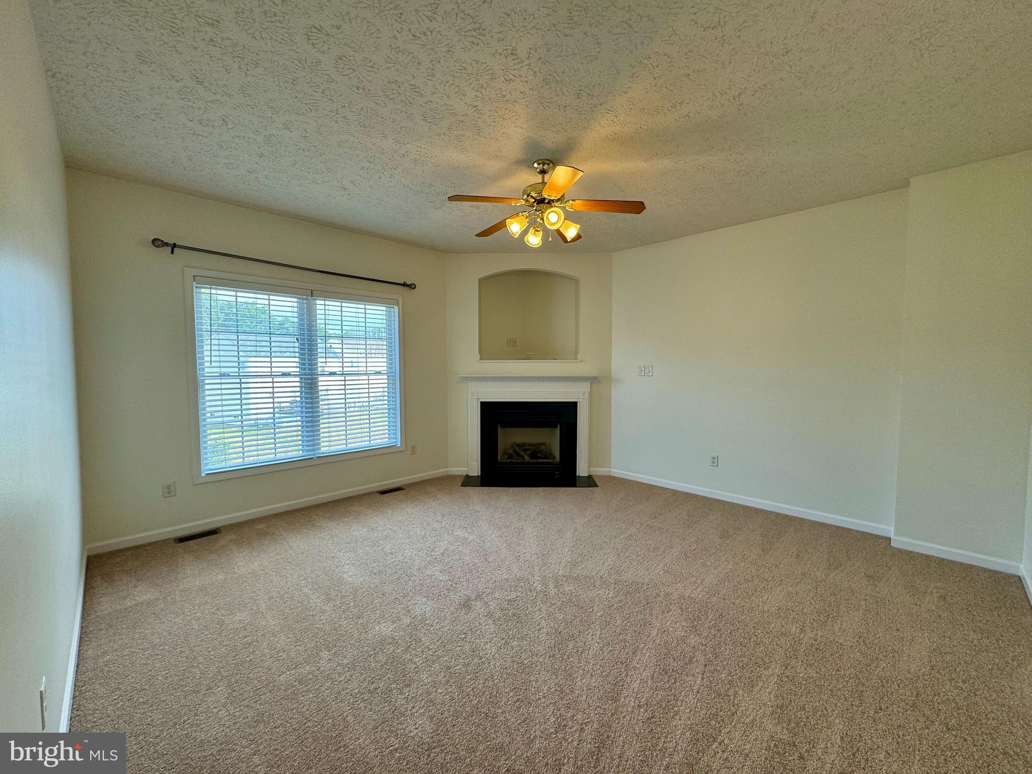 WIDEWATER VILLAGE - Residential Lease