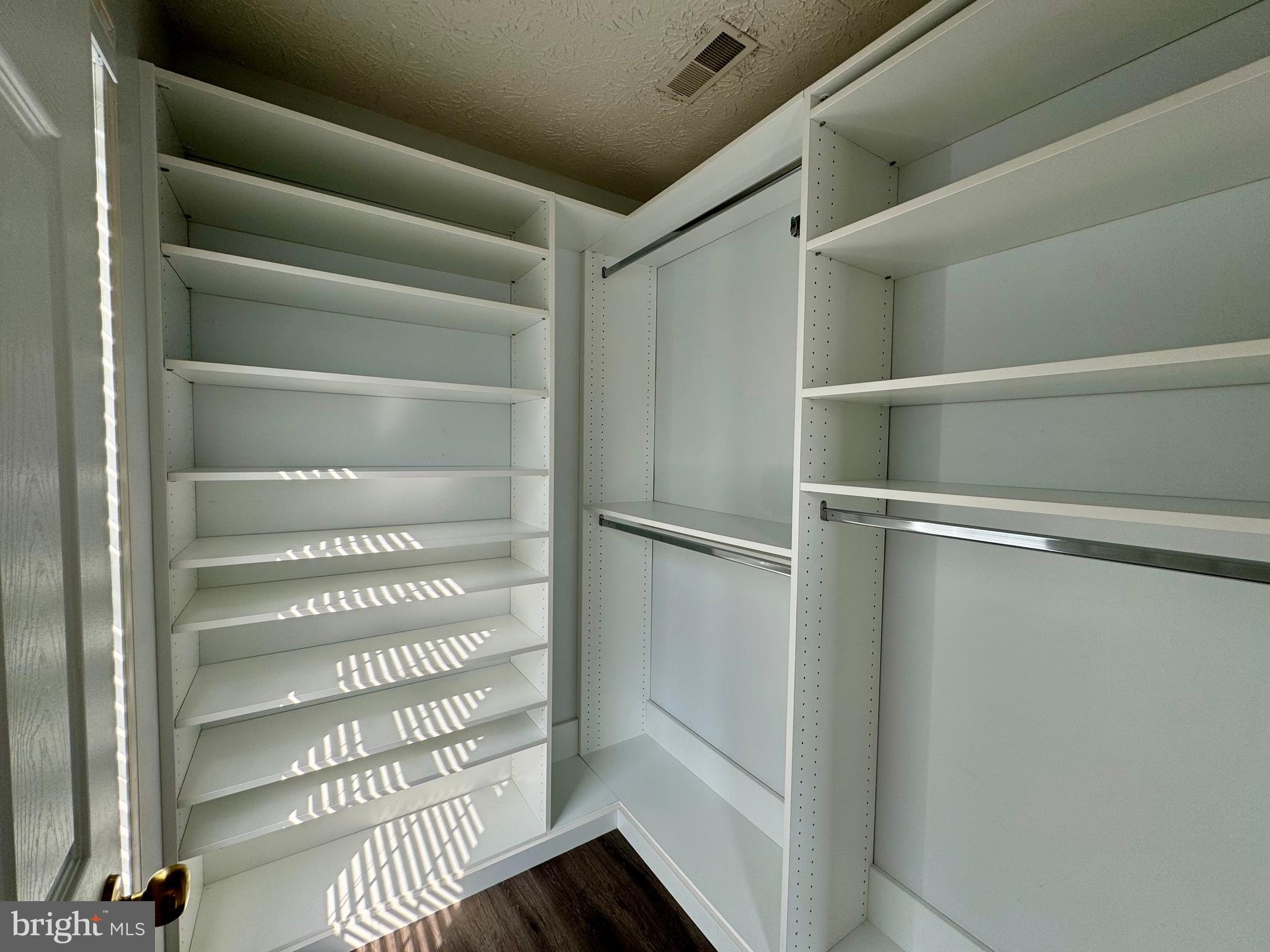 WIDEWATER VILLAGE - Residential Lease