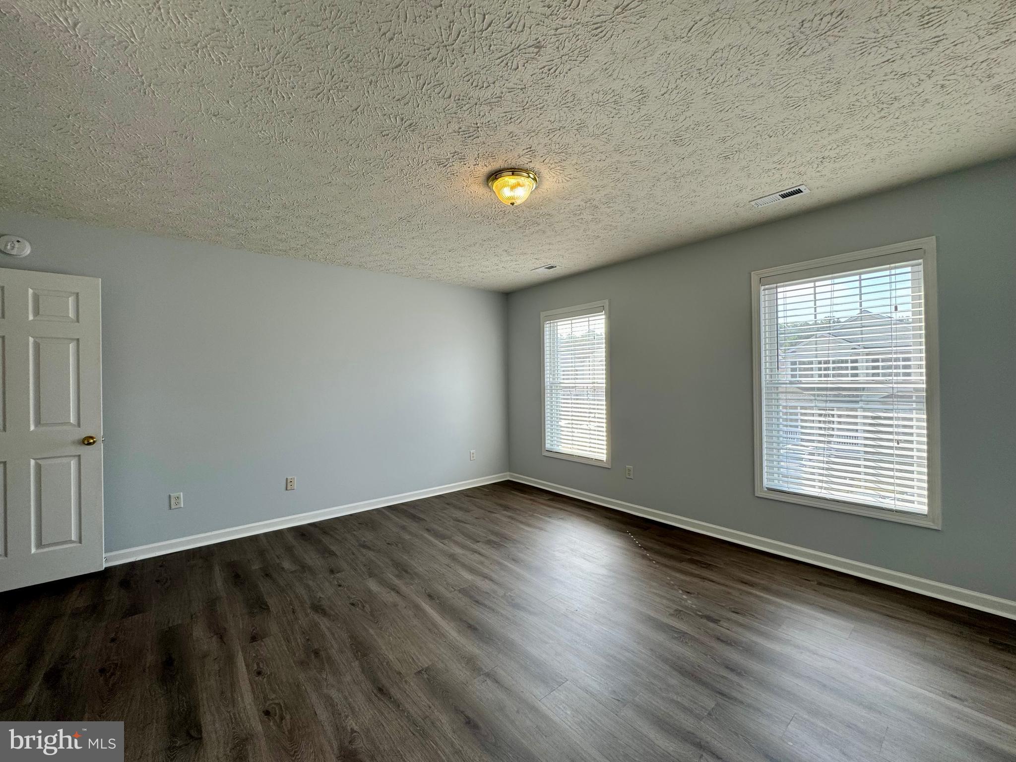 WIDEWATER VILLAGE - Residential Lease